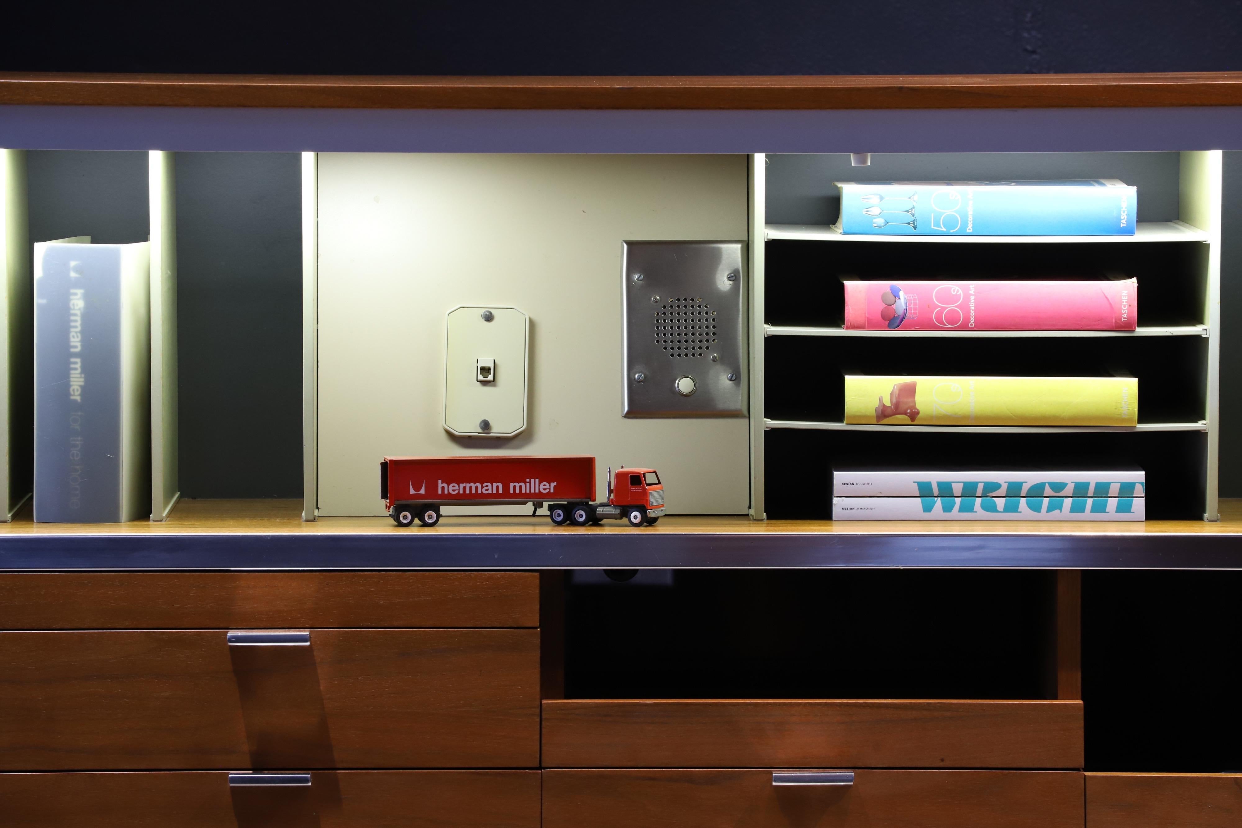Credenza by George Nelson for Herman Miller 4