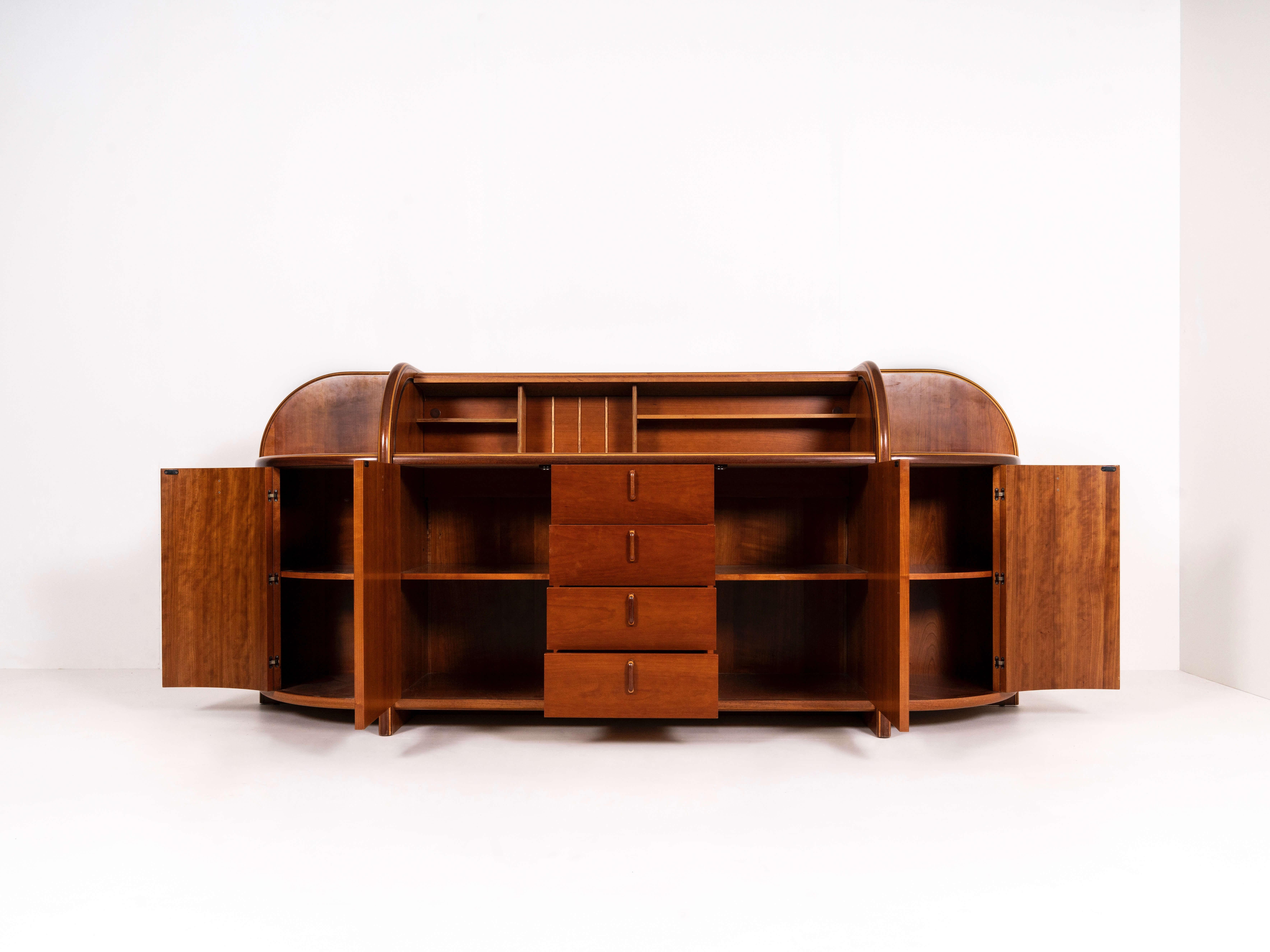 Mid-Century Modern Credenza by Giovanni Offredi for Tosi, Italy, 1970s