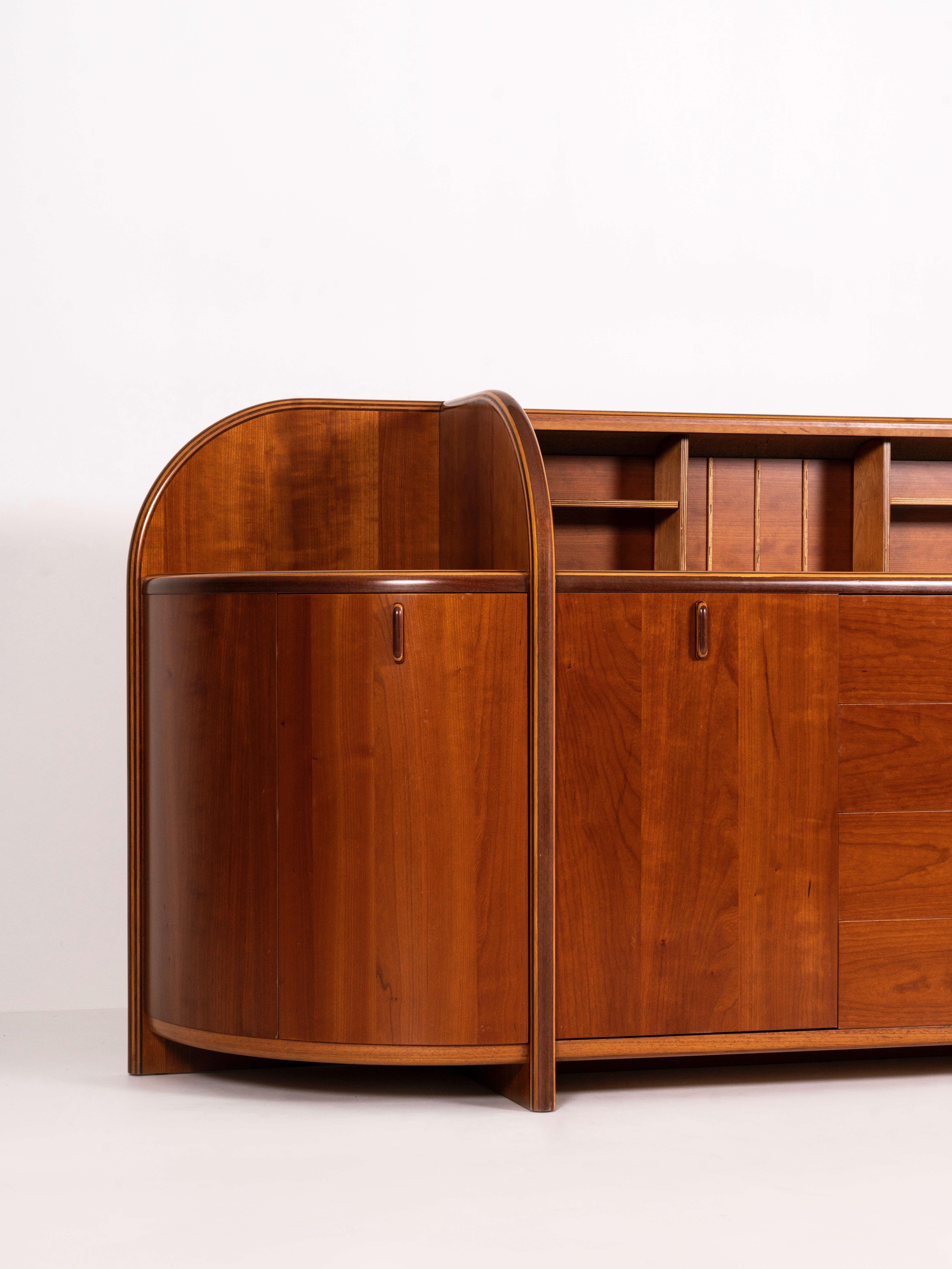 Credenza by Giovanni Offredi for Tosi, Italy, 1970s In Good Condition In Hellouw, NL