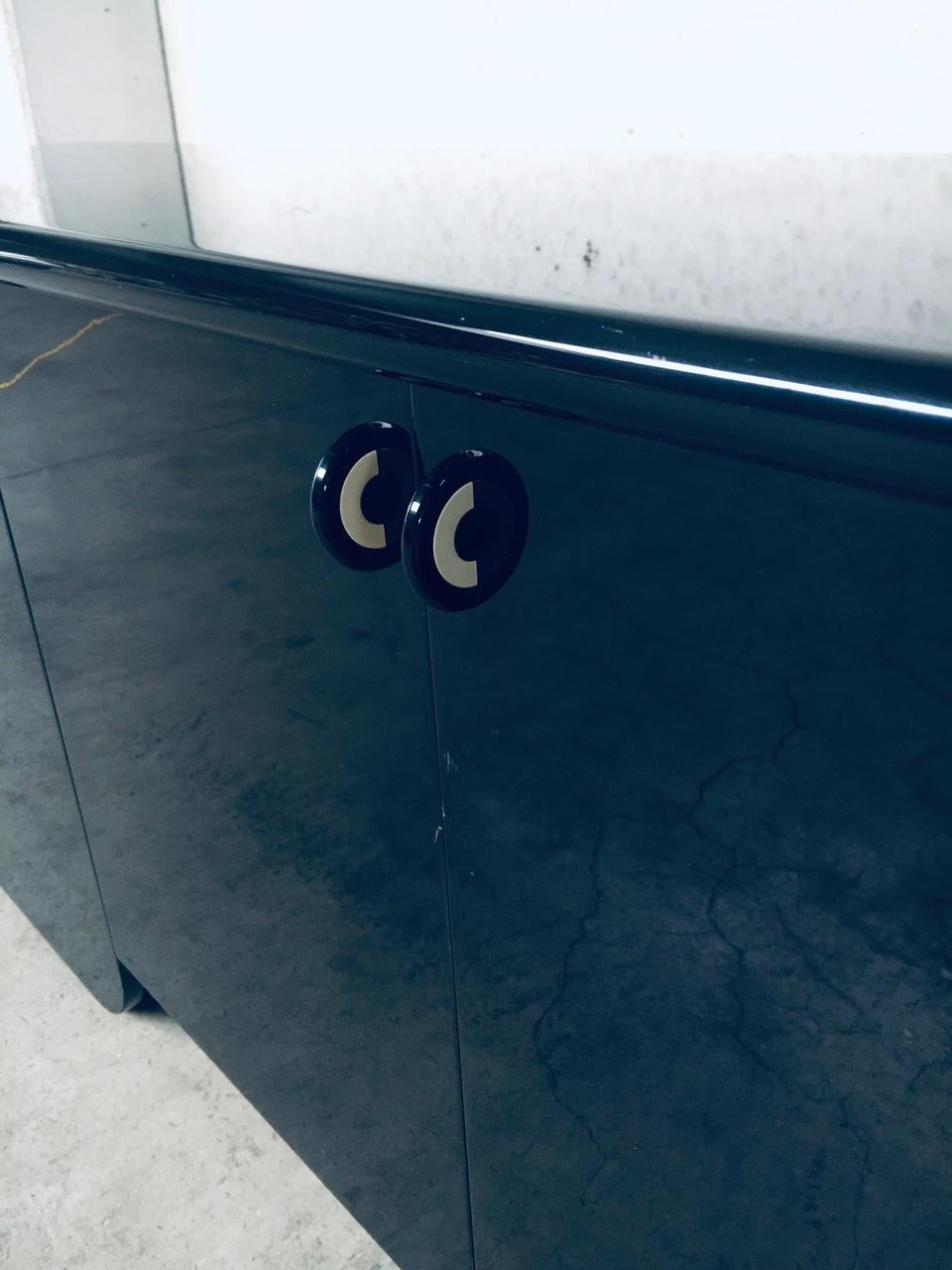 Fine XX secolo Credenza di Luigi Saccardo per Gasparello, Italia anni '80