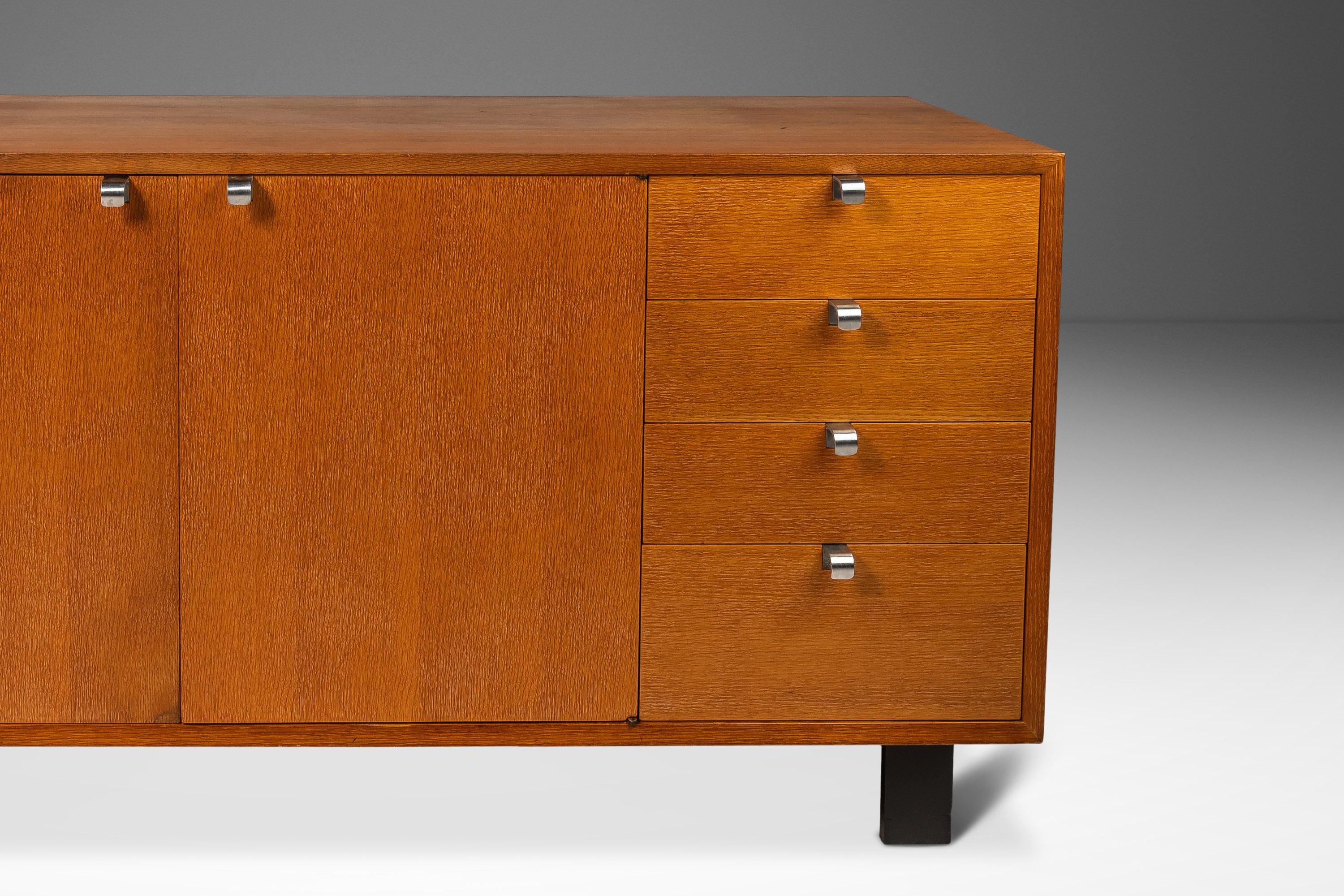 Crédence/armoire en chêne de George Nelson pour Herman Miller, États-Unis, vers les années 1950 en vente 5