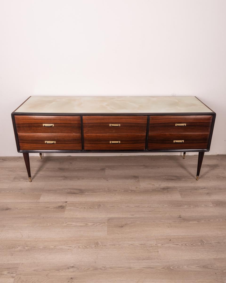 Italian design 1960s vintage rosewood and glass chest of drawers sideboard For Sale 10