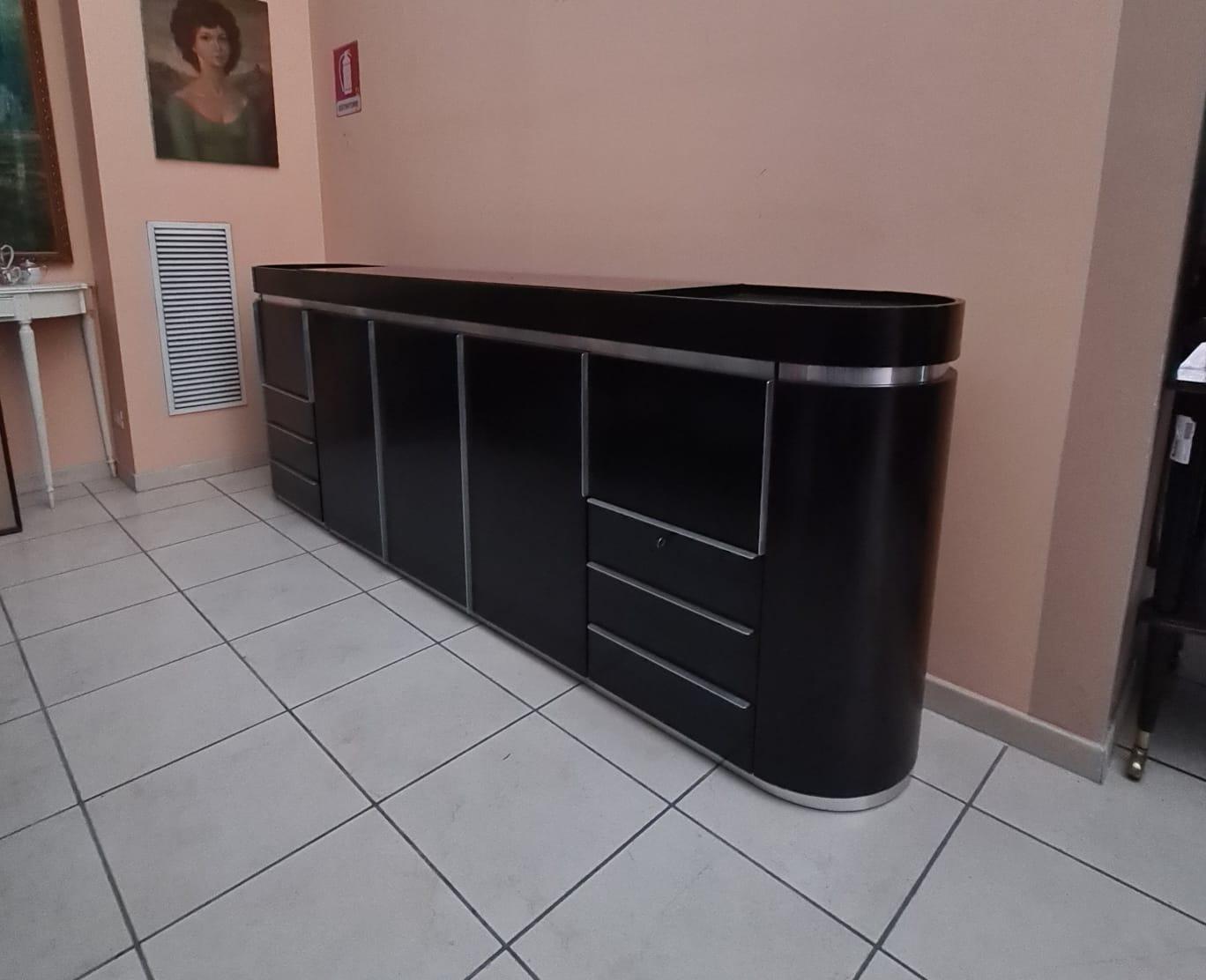 Credenza da centro stondata in legno e acciaio anni 80' in vendita 5