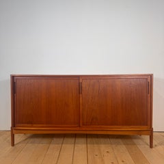 Dänisches Sideboard aus Teakholz im skandinavisch-modernen Stil, 1960er Jahre