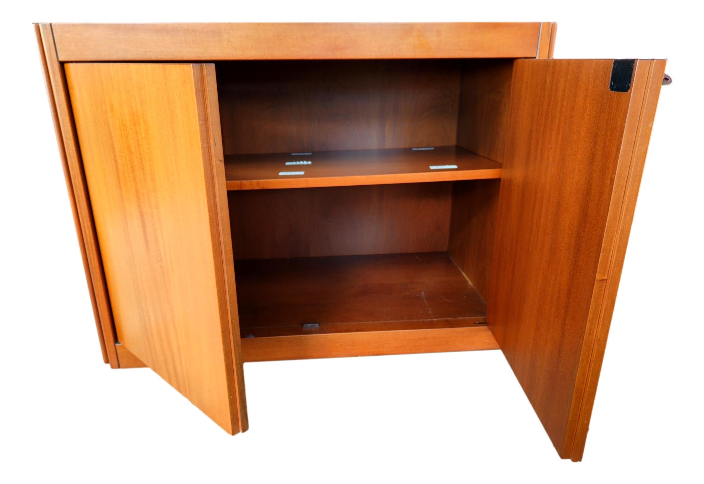 Mid-20th Century credenza design angelo mangiarotti for molteni 1960 For Sale