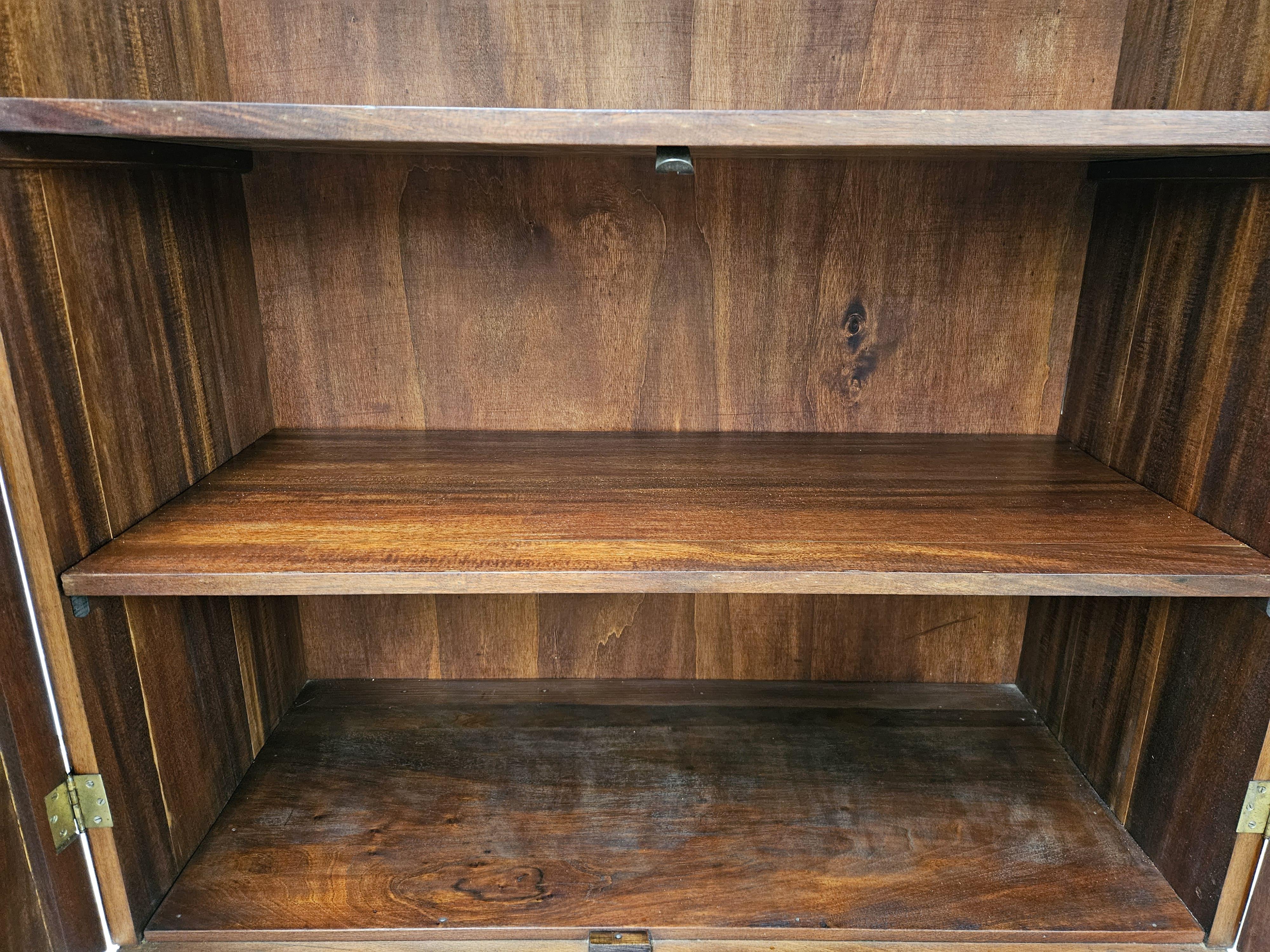 Two-door Art Deco sideboard in Cuban mahogany 20th century 1930s 9