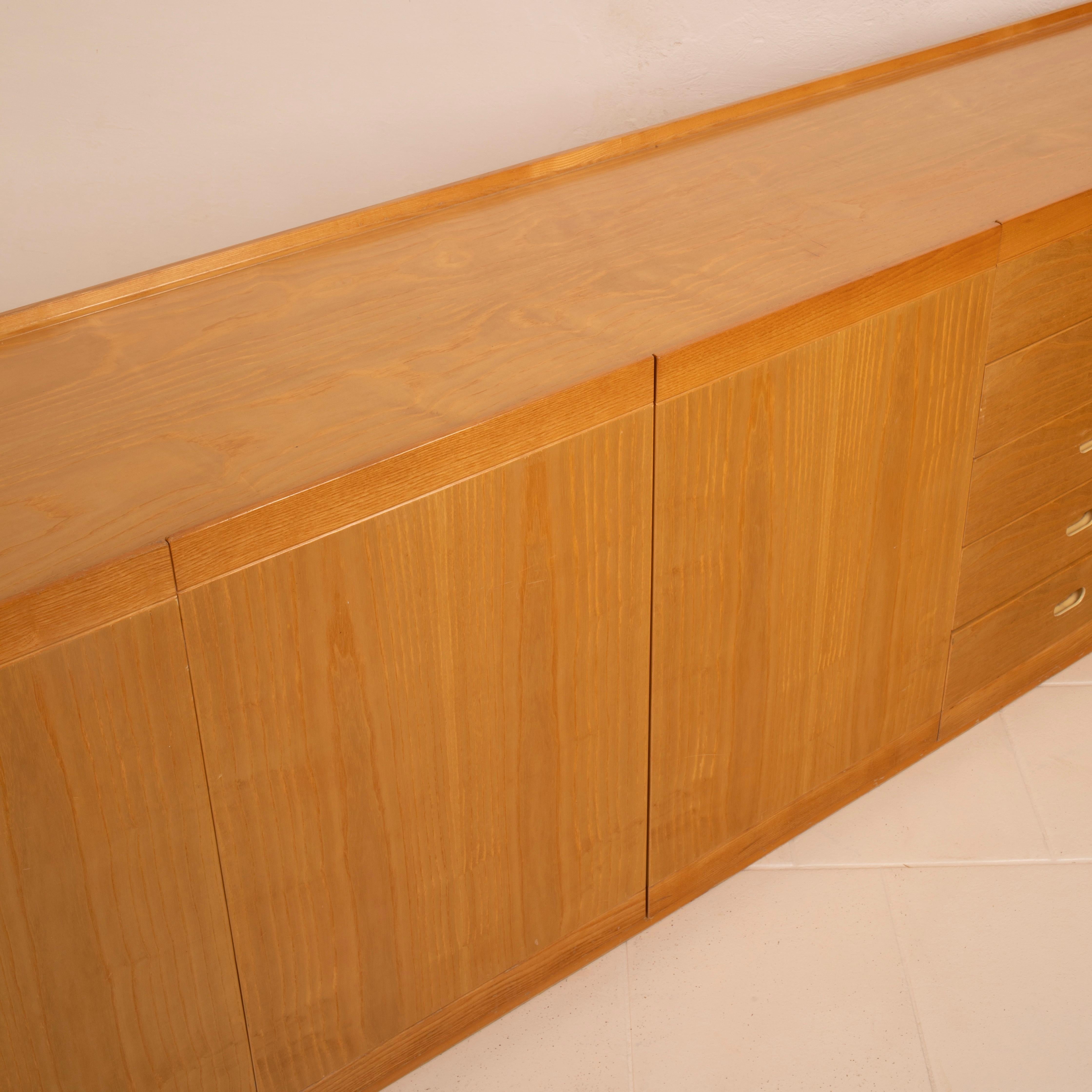 Italian Mid Century Modern Sideboard Tito Agnoli for Molteni For Sale 1