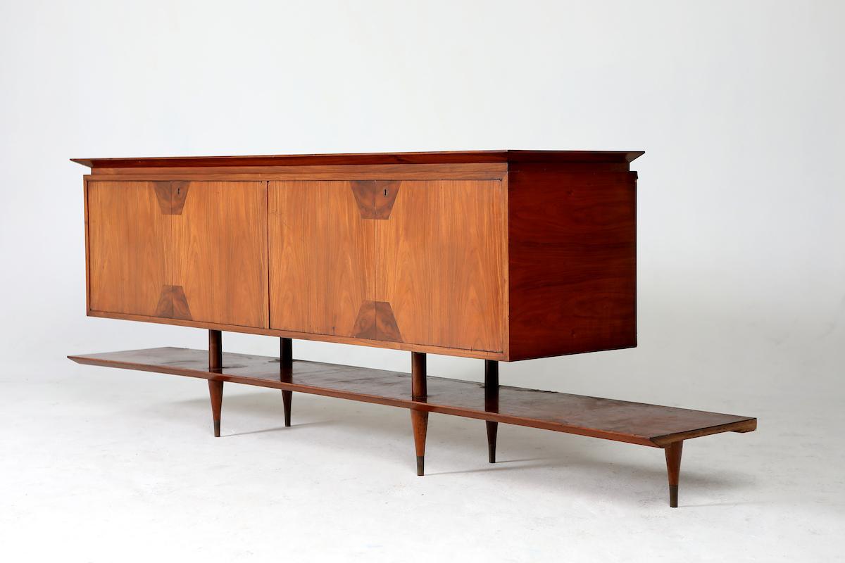 Brazilian Mid-century modern Credenza by Giuseppe Scapinelli