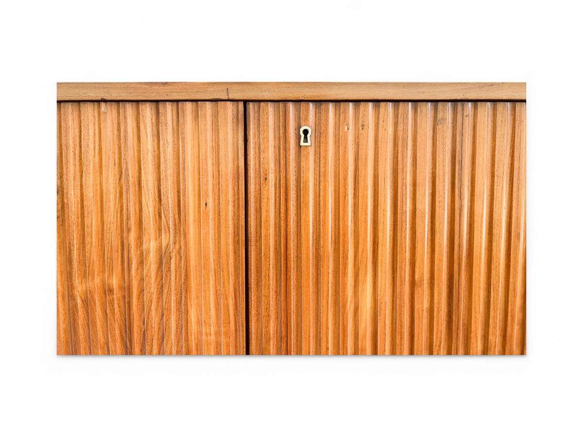 Credenza in Caviuna Wood by Giuseppe Scapinelli, c. 1950s For Sale 2