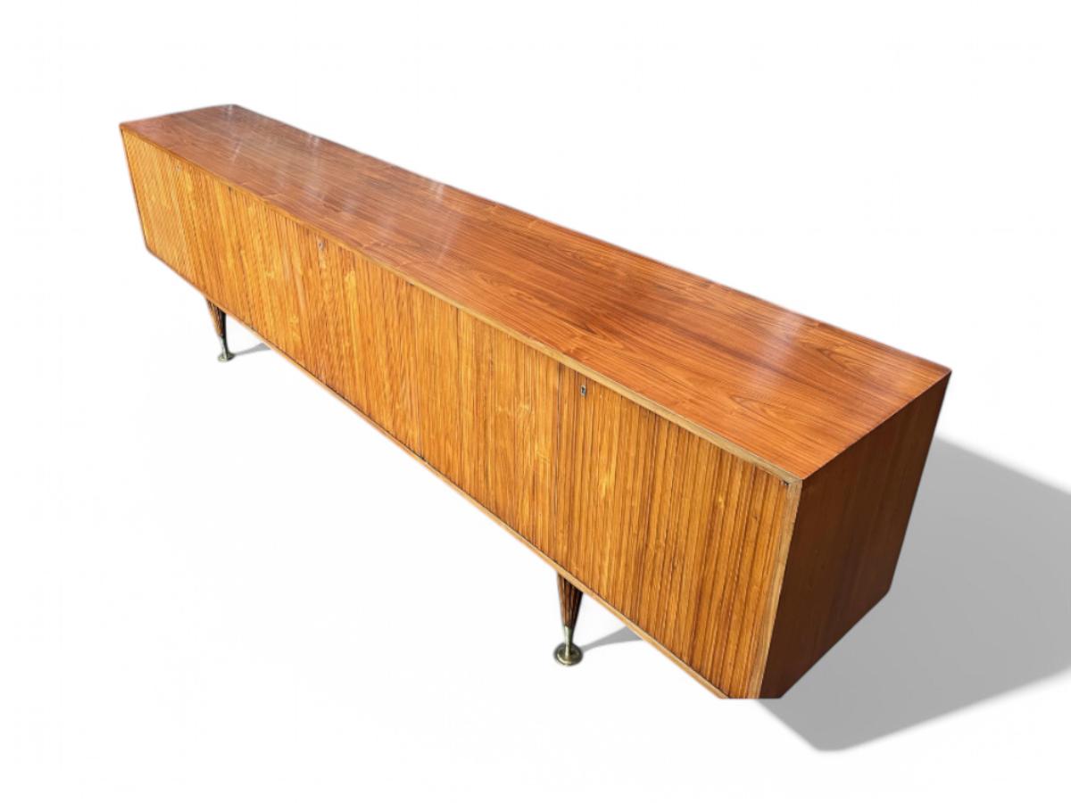 Hand-Crafted Credenza in Caviuna Wood by Giuseppe Scapinelli, c. 1950s For Sale