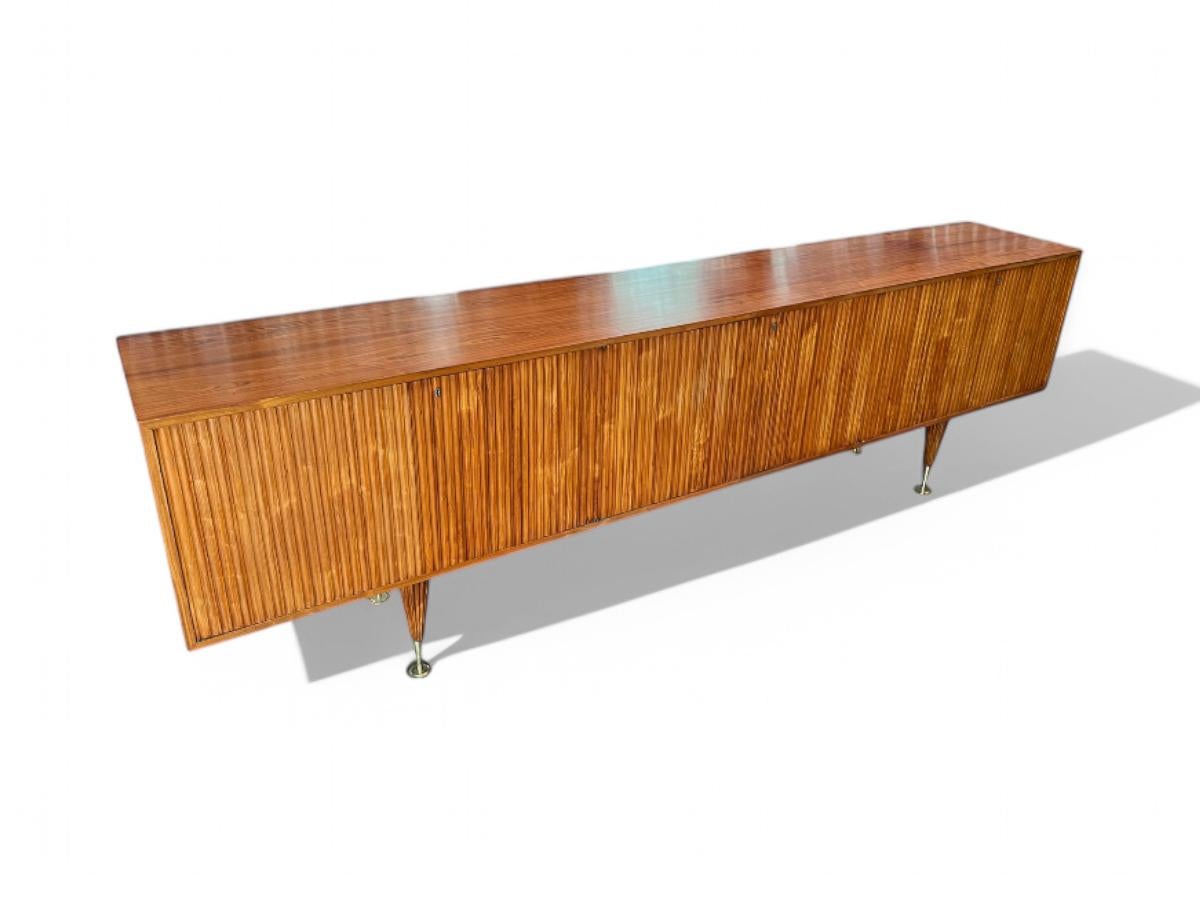 Credenza in Caviuna Wood by Giuseppe Scapinelli, c. 1950s For Sale 1
