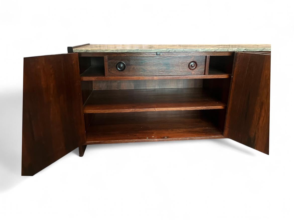 Credenza in legno duro attribuita a Joaquim Tenreiro per Laubitsch & Hirth, anni '40 in vendita 5