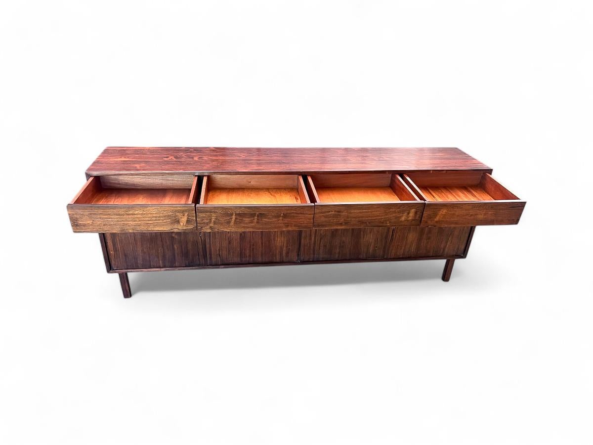 Dipinto a mano Credenza in Hardwood by Geraldo de Barros for Unilabor, 1950's in vendita