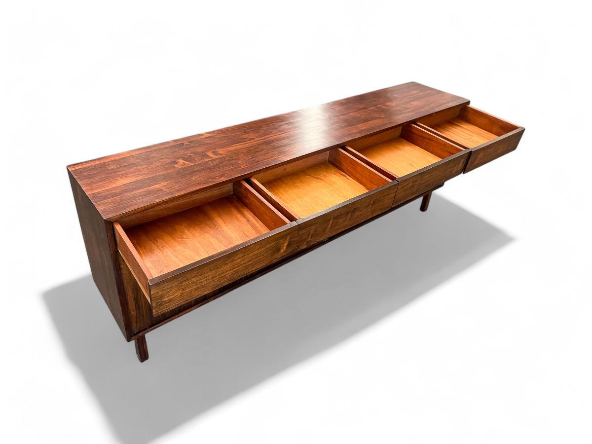Credenza in Hardwood by Geraldo de Barros for Unilabor, 1950's In condizioni buone in vendita a New York, NY