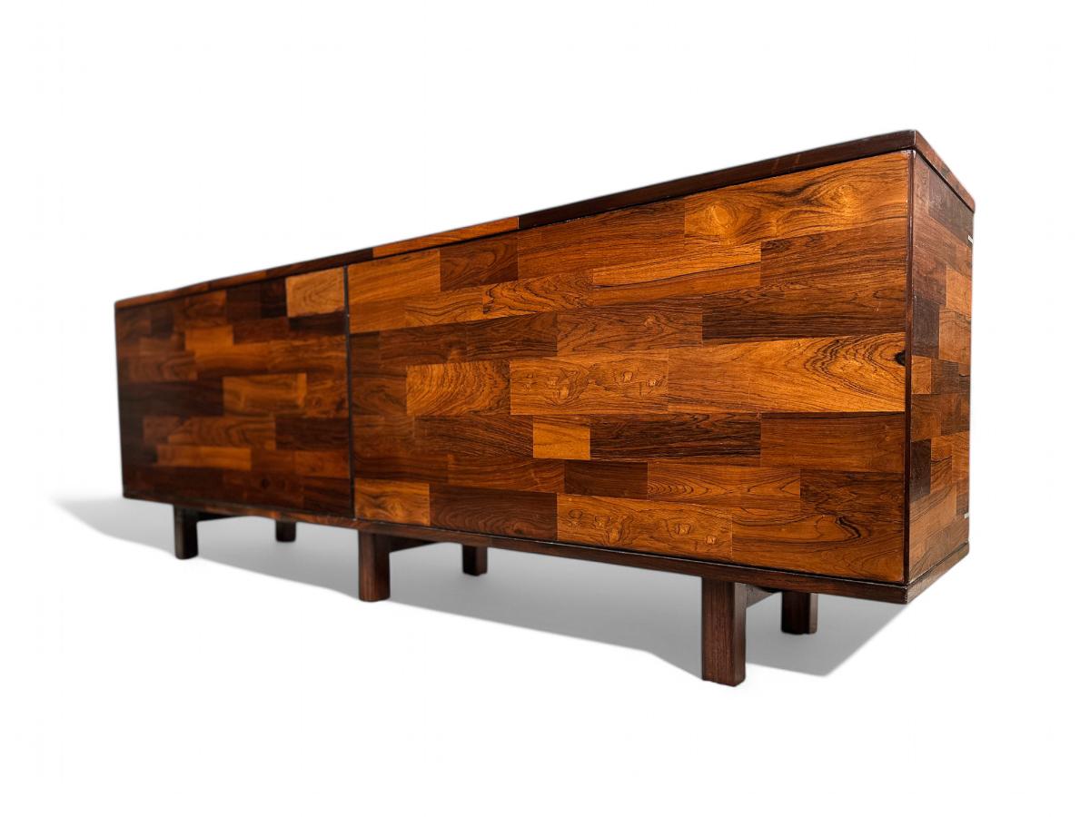 Credenza 