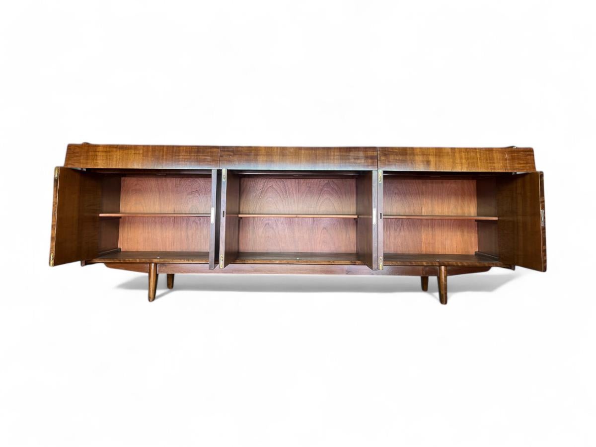 Anrichte aus Imbuia-Holz mit Schubladen und Regalen von Cimo, ca. 1960er Jahre (Holzarbeit) im Angebot