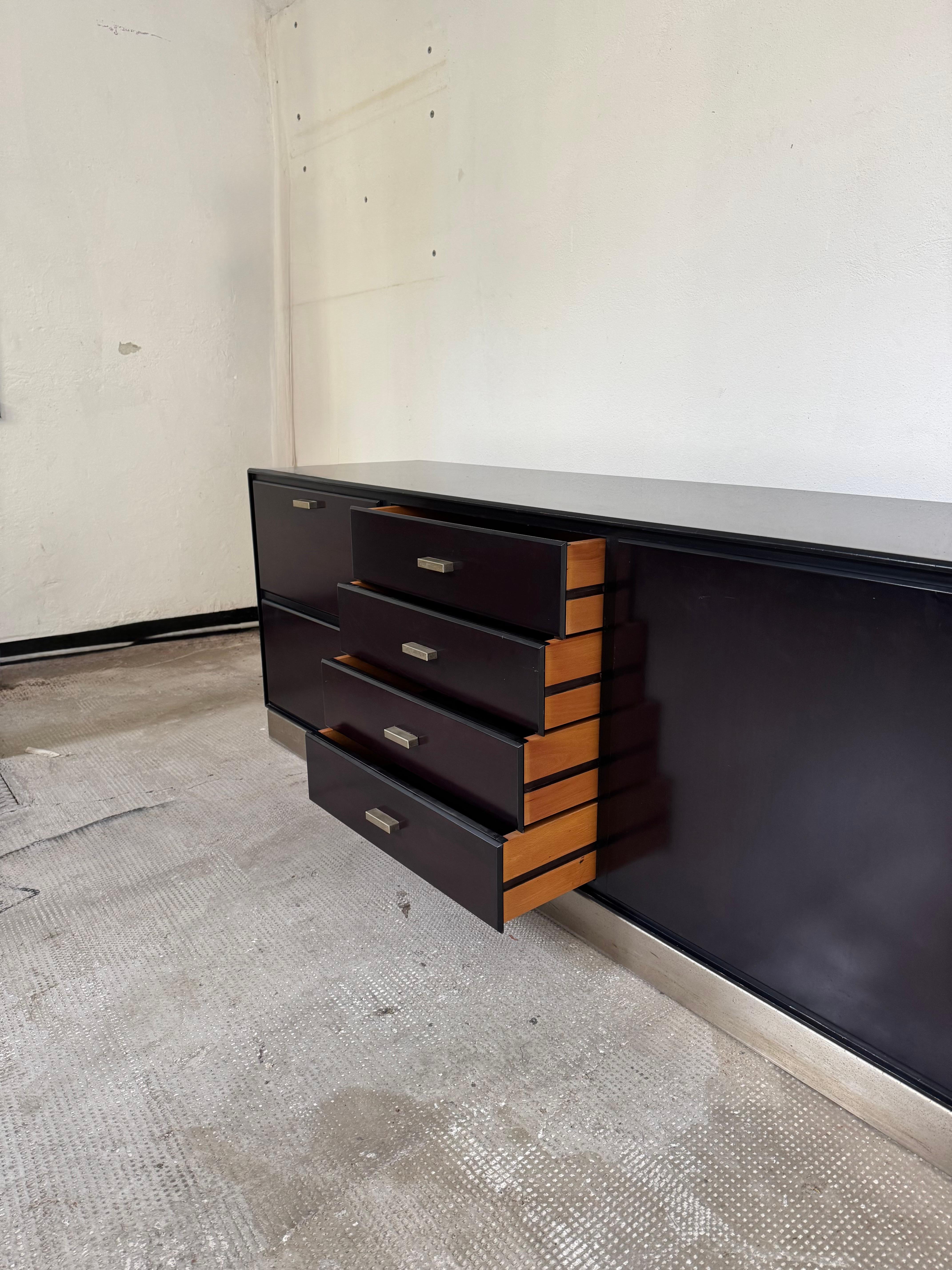 Credenza in legno e acciaio di Gianni Moscatelli per Formanova, Italia, anni ’70 in vendita 5