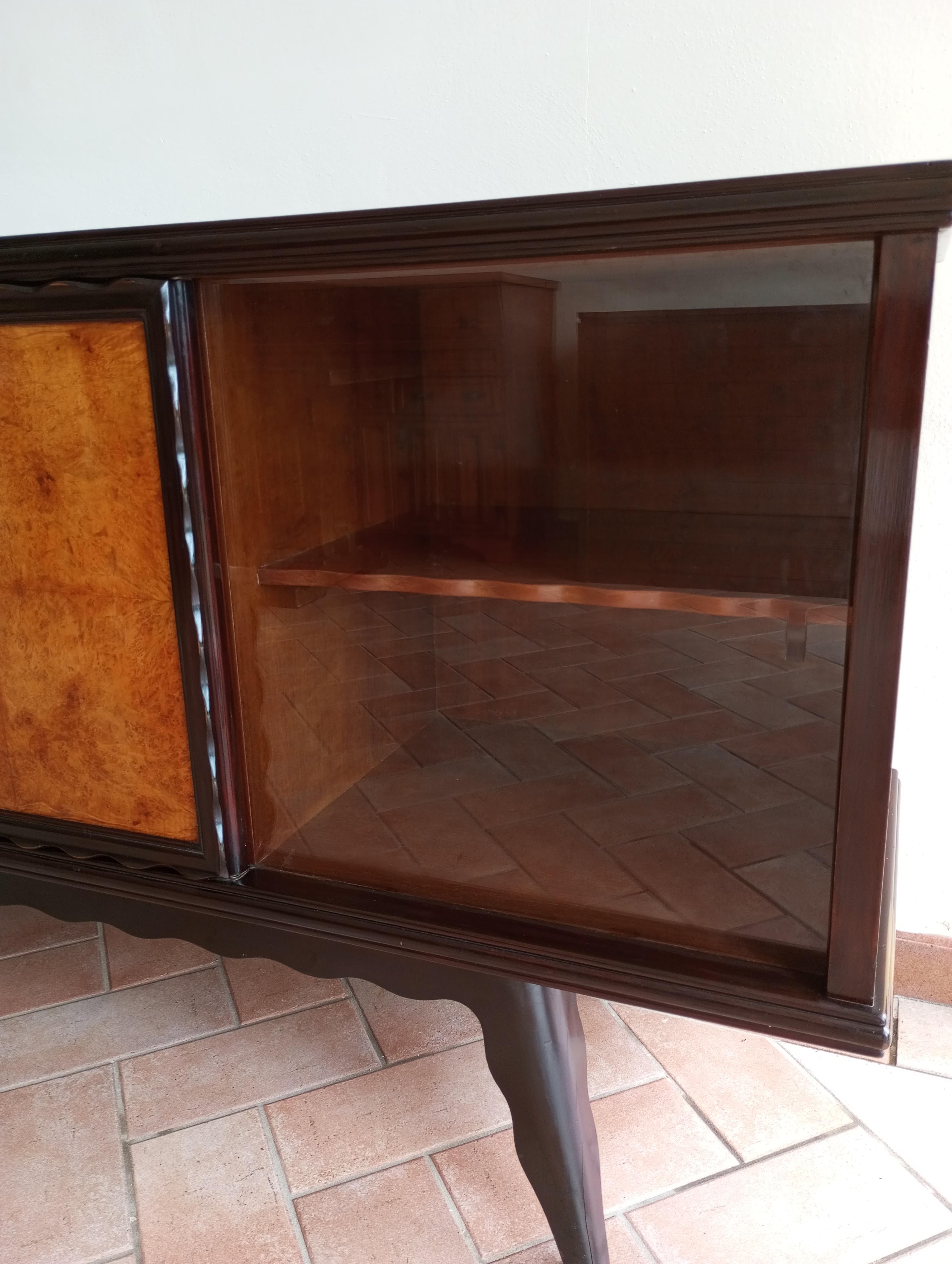 Italian oak sideboard with sliding glass doors. For Sale 2