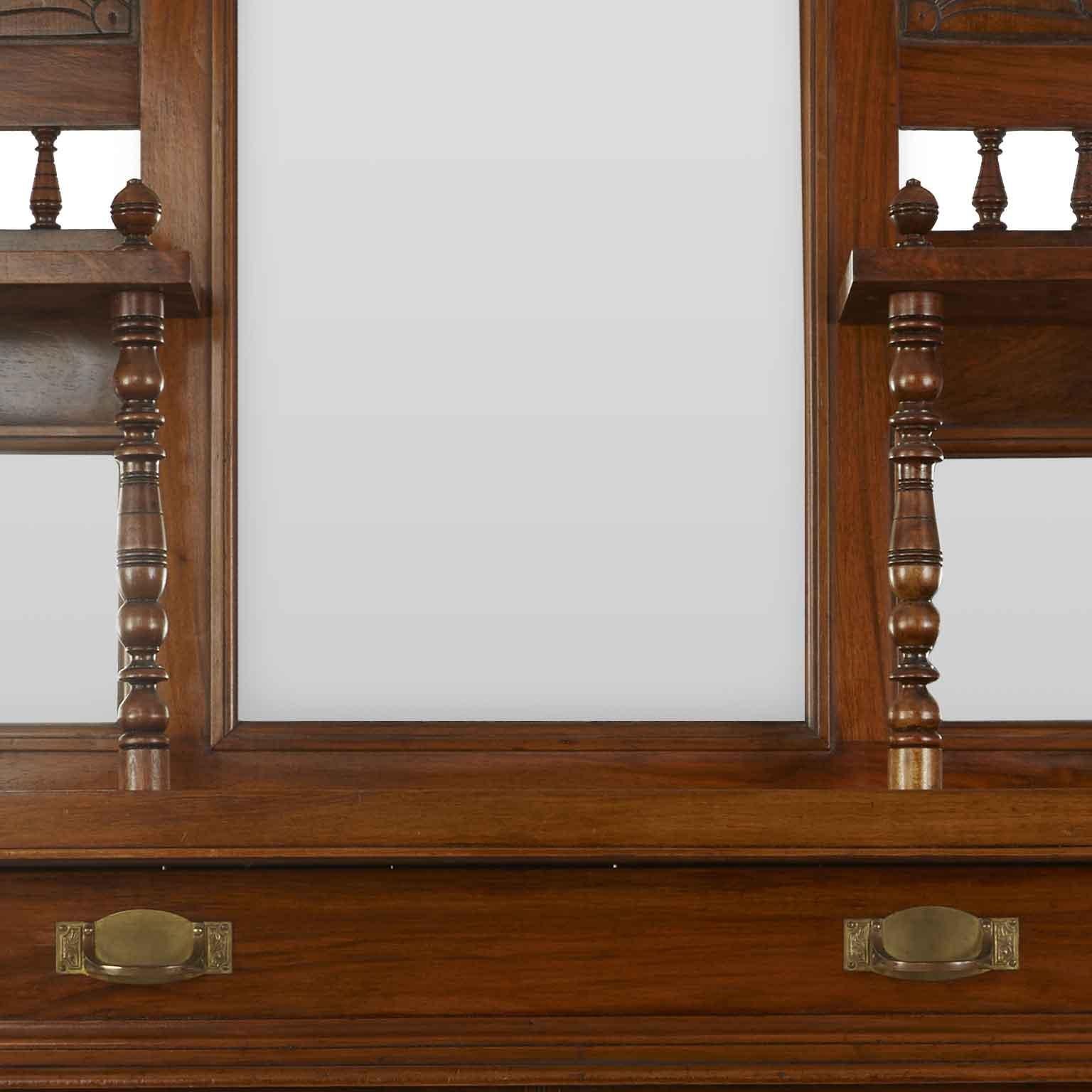 Tardo vittoriano Credenza Inglese a Due Ante con Specchio Piccole mensole e Cassetto inizio 1900 in vendita