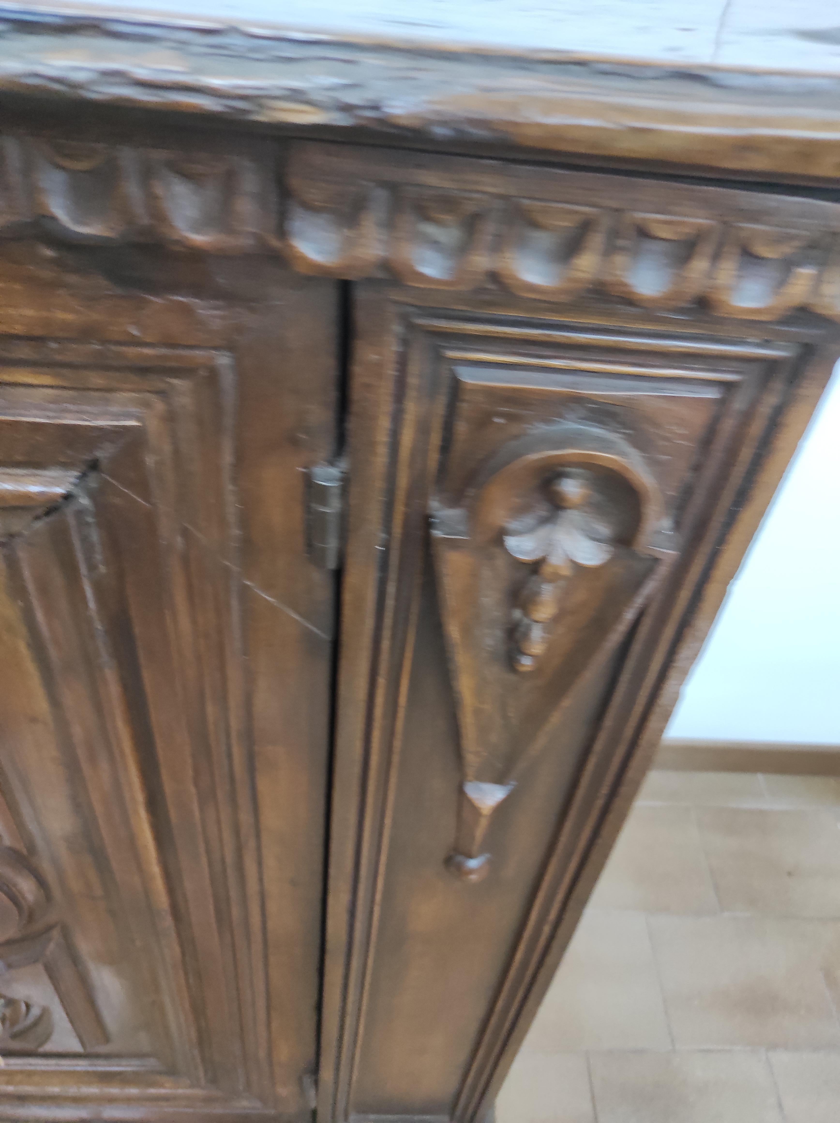 Baroque Italian carved sideboard For Sale