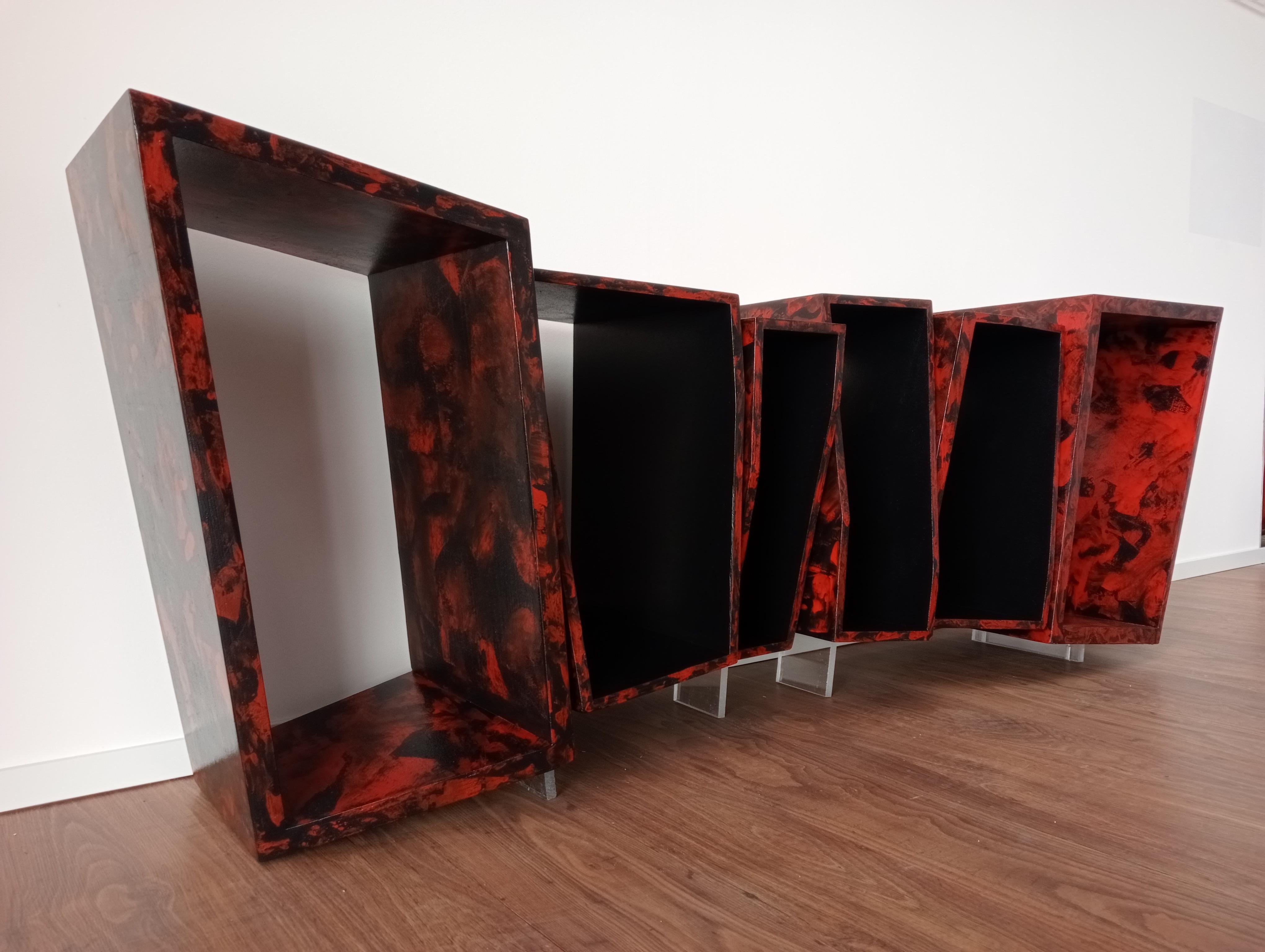 Anrichte Jan Italienisches Design Moderne Handgefertigte Holz- und Harzskulptur im Angebot 6