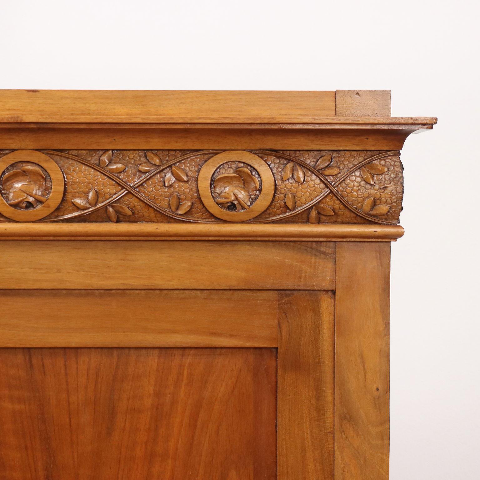 Credenza Liberty in Ciliegio Italia Fine XIX Secolo In condizioni buone a Milano, IT