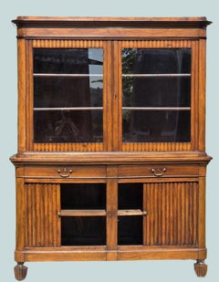 Carlo X bookcase in solid walnut, with sliding doors, 19th century