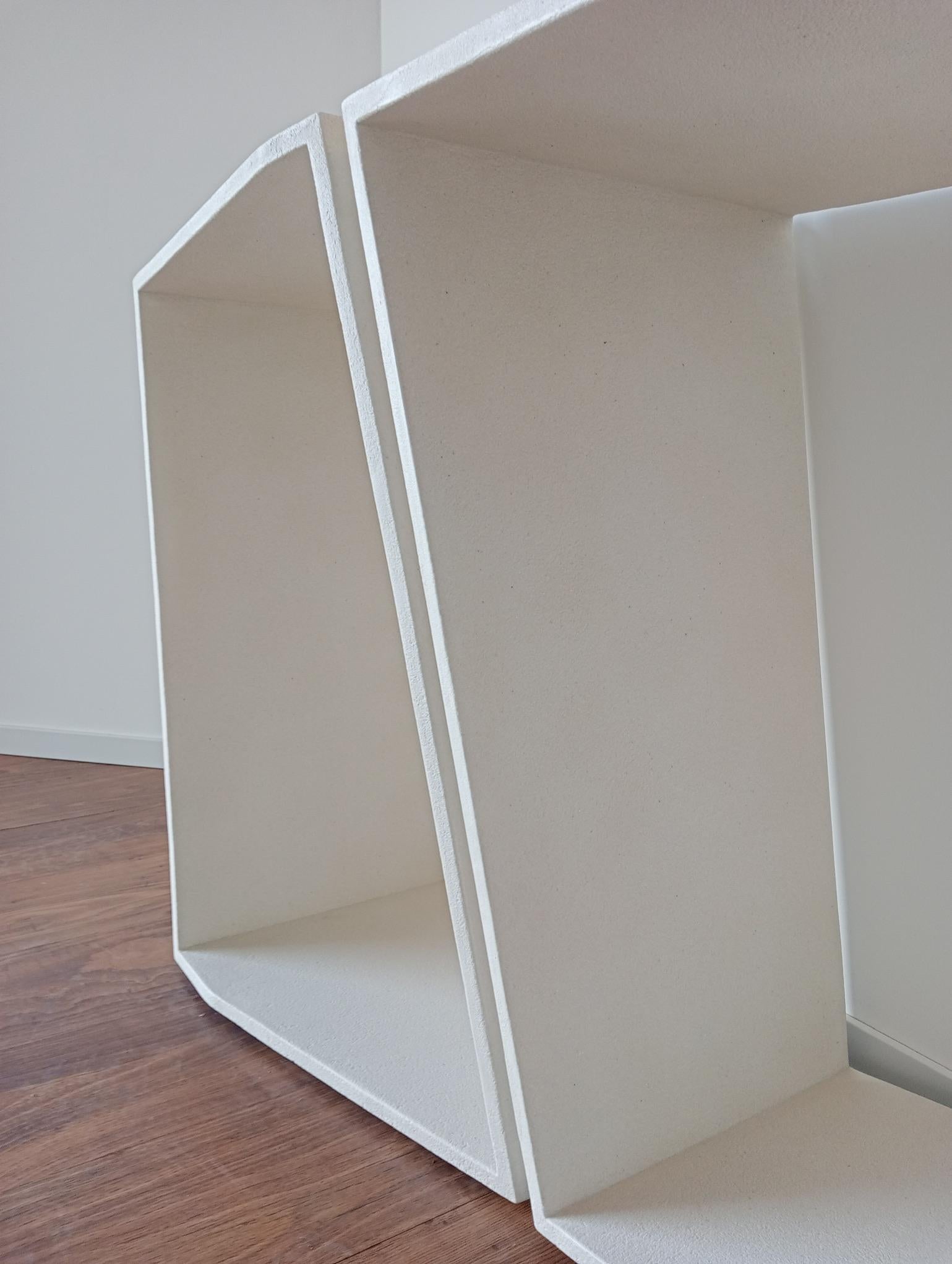 Aparador Mia Diseño italiano moderno Escultura de madera y resina hecha a mano en venta 7