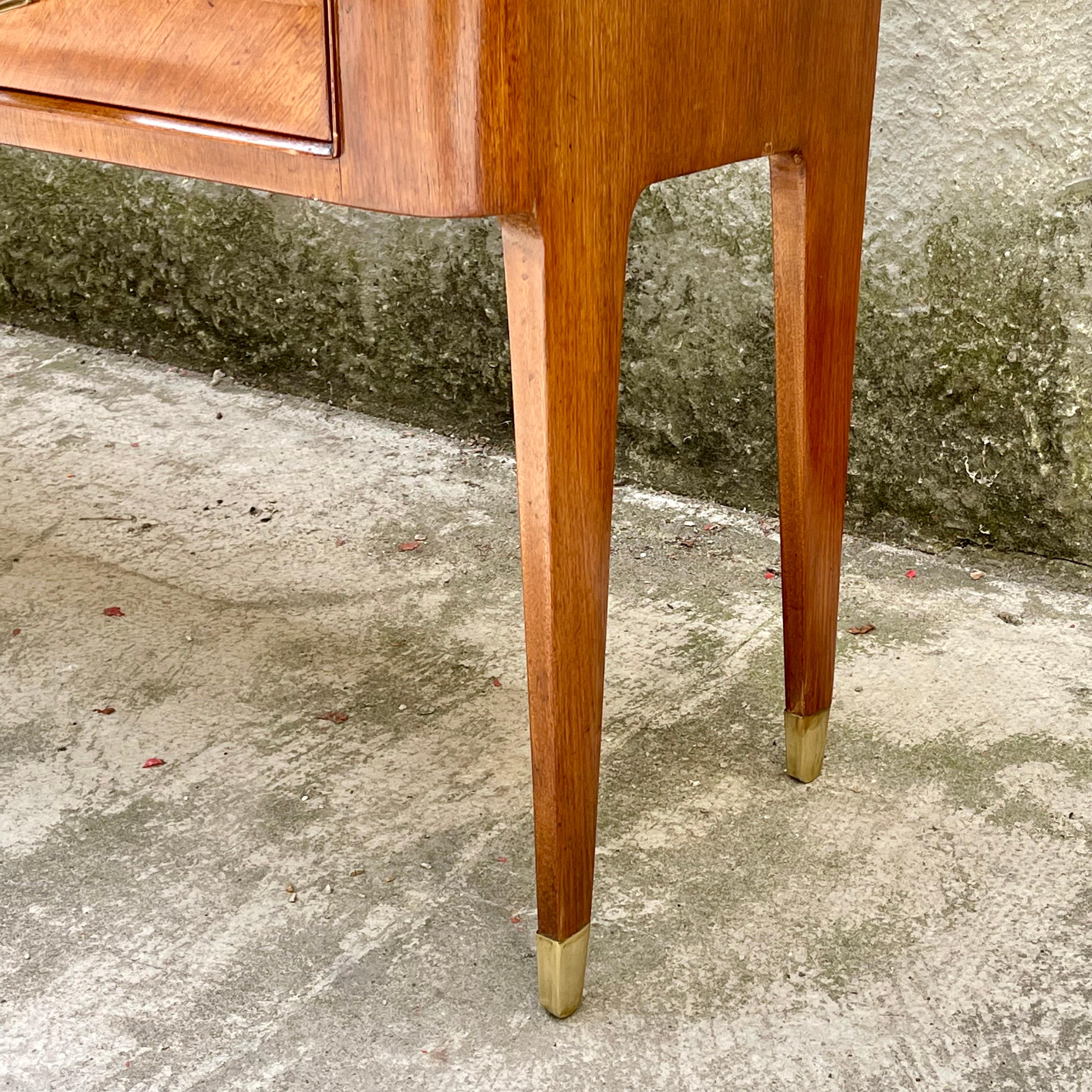 Sideboard in the Style of Ico Parisi - Brass and Glass Details - Italy 1950s For Sale 1