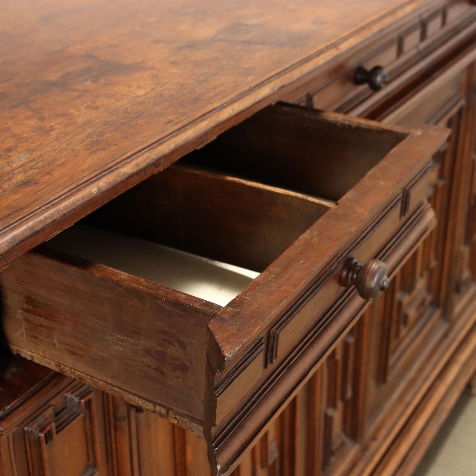 17th Century Reggiana sideboard Late 17th century For Sale