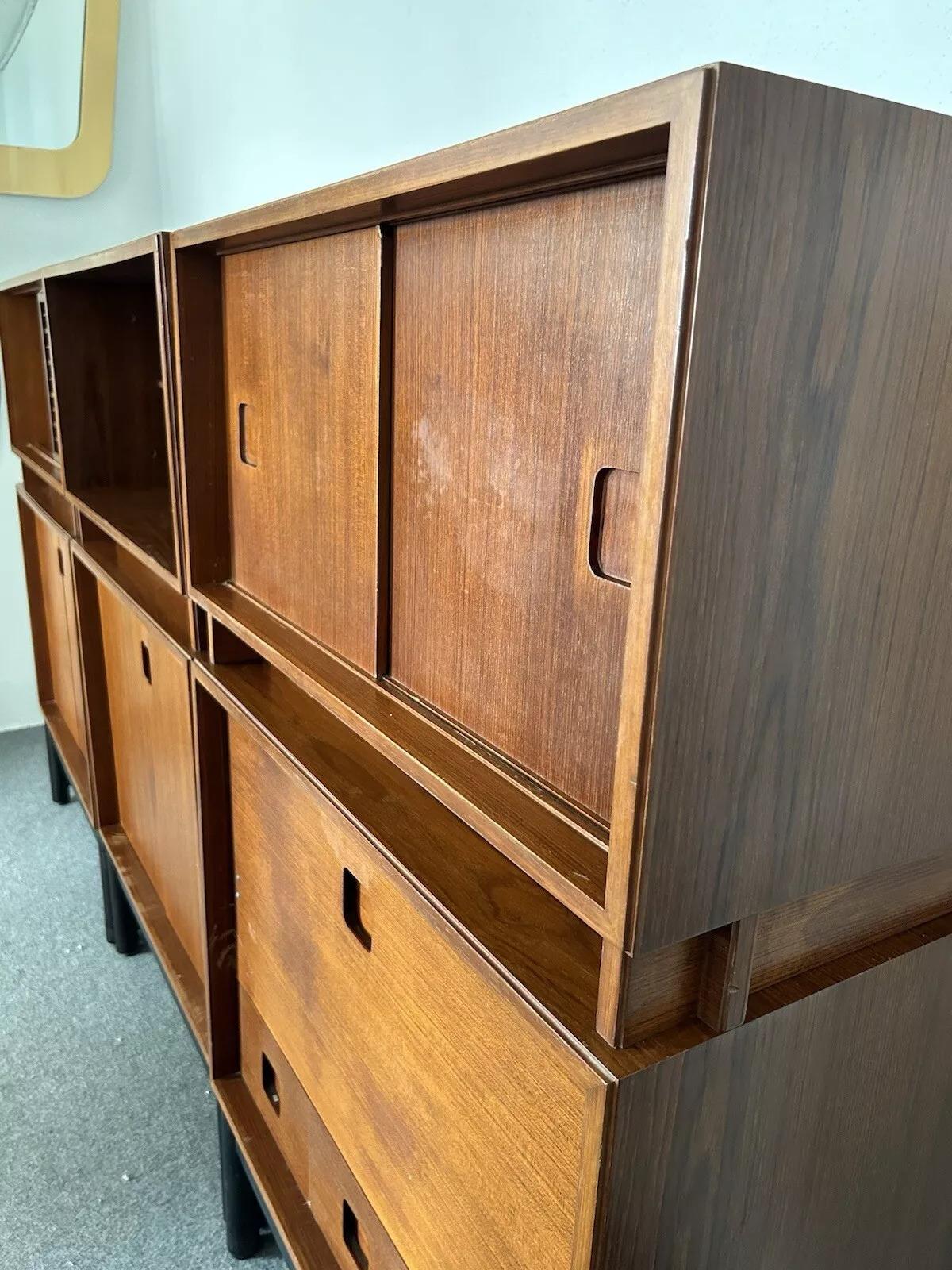 Scandinavian danish sideboard design 1960's In Good Condition For Sale In Taranto, IT