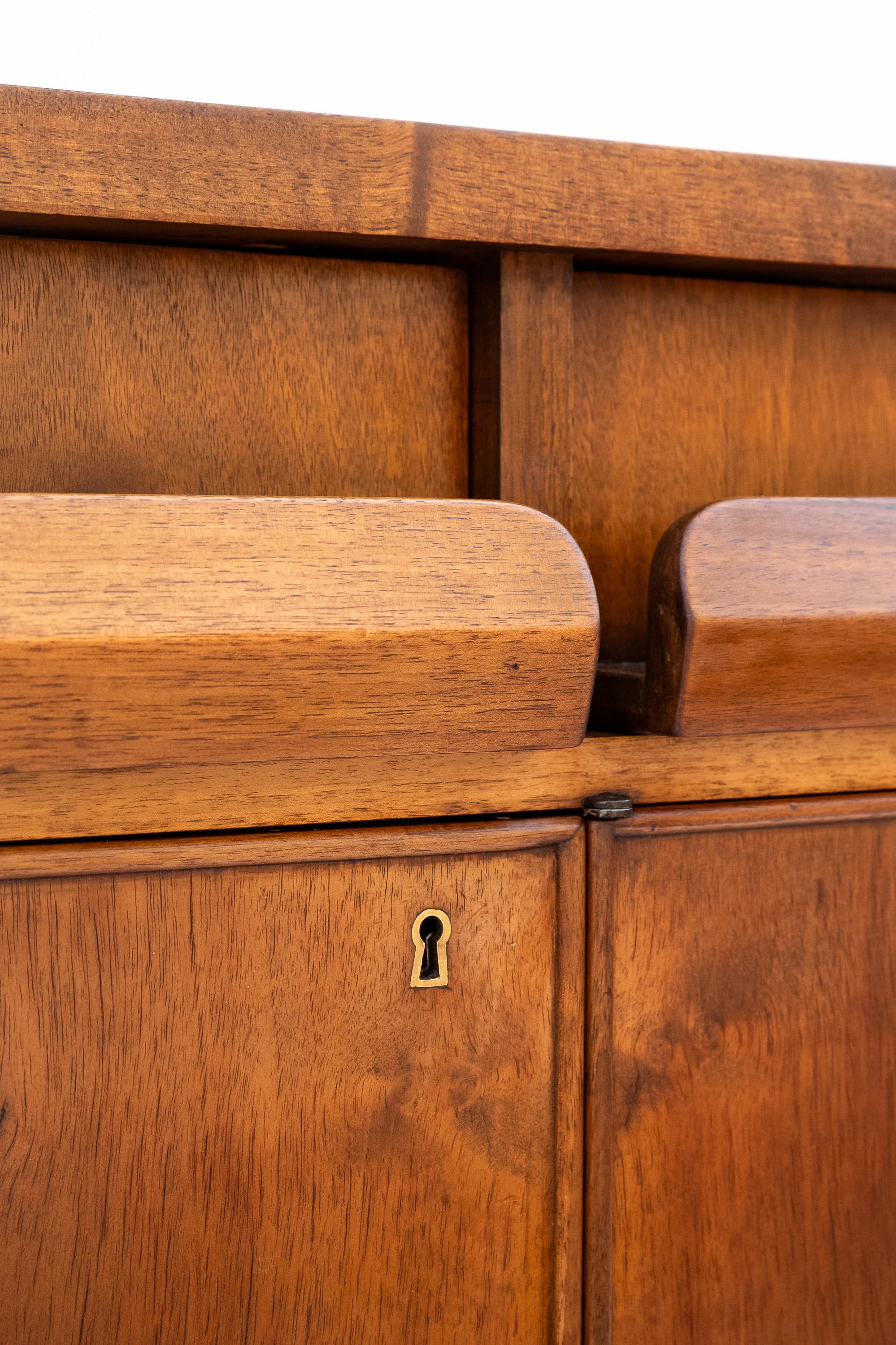 Credenza Scandinava in teak con ante e cassetti, Anni '60 For Sale 6