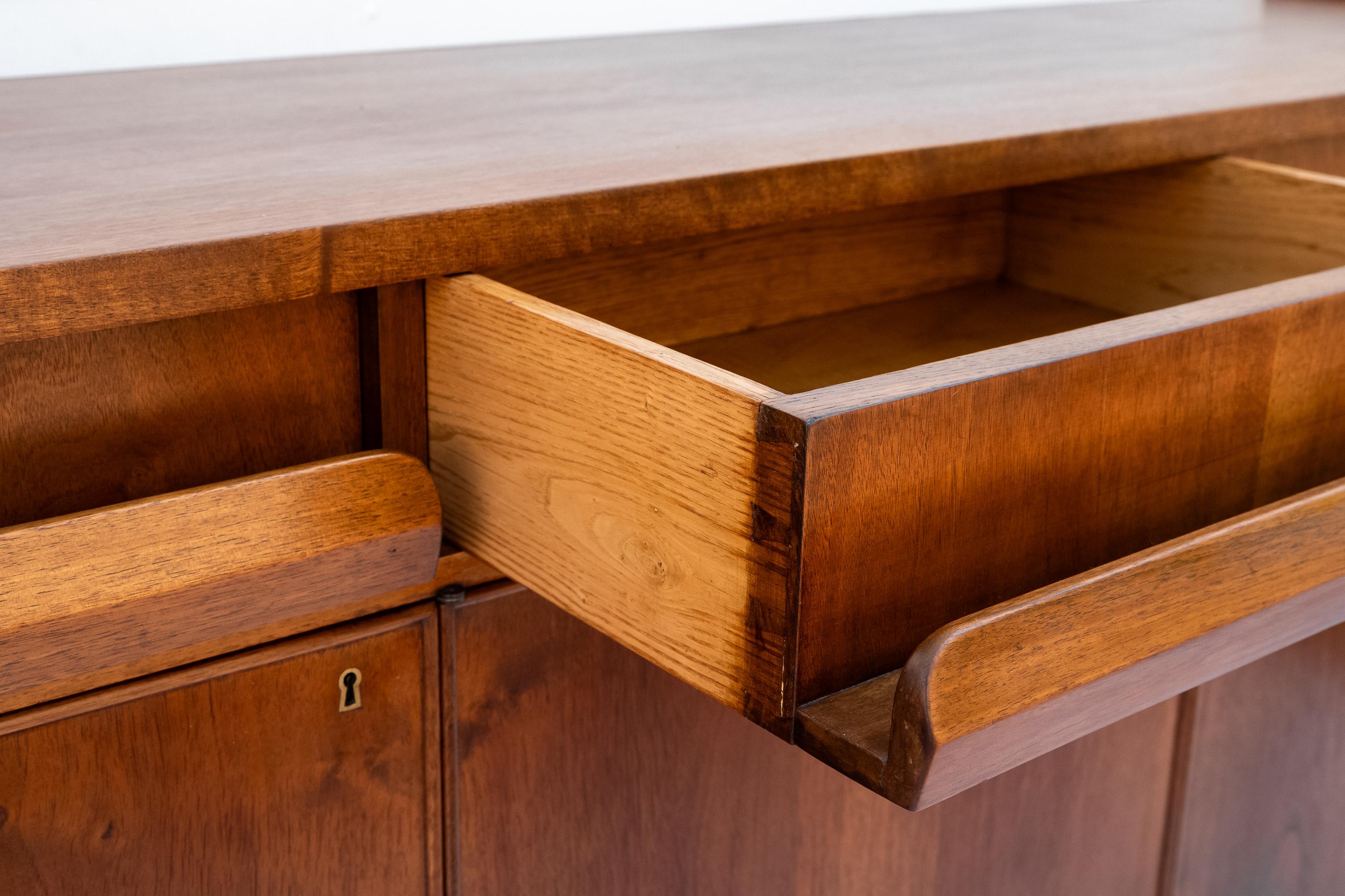 Credenza Scandinava in teak con ante e cassetti, Anni '60 For Sale 8