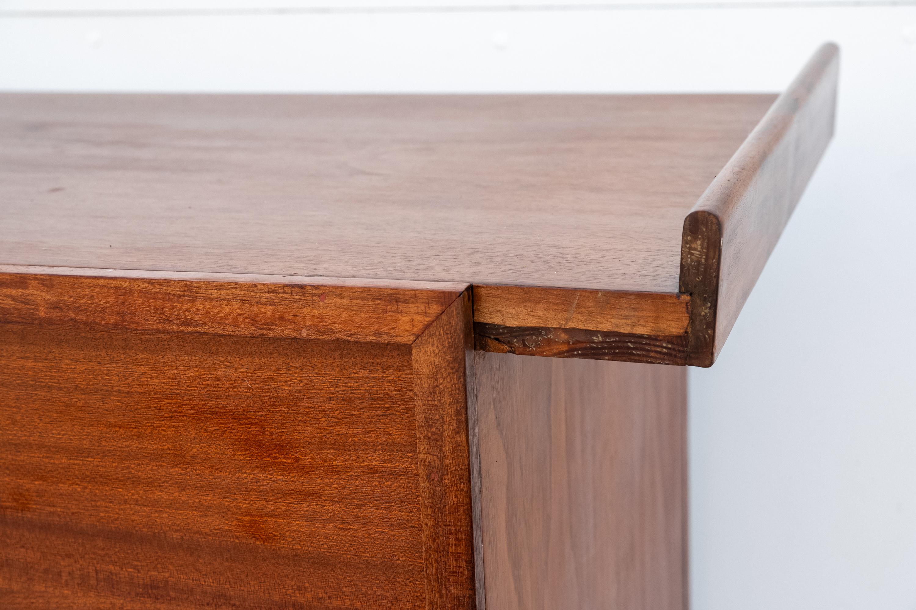 Scandinavian Credenza Scandinava in teak con ante e cassetti, Anni '60 For Sale