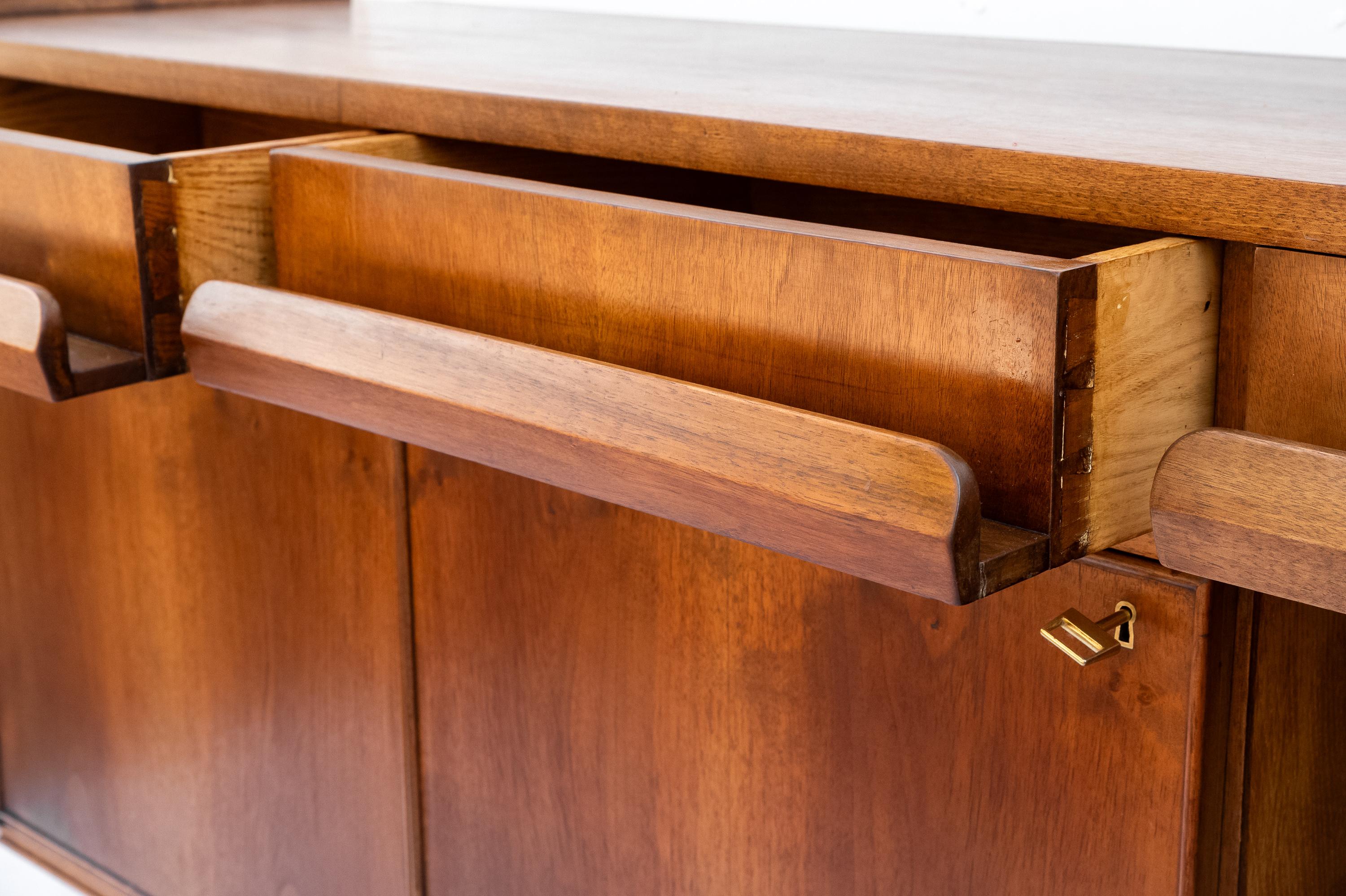 Credenza Scandinava in teak con ante e cassetti, Anni '60 For Sale 2