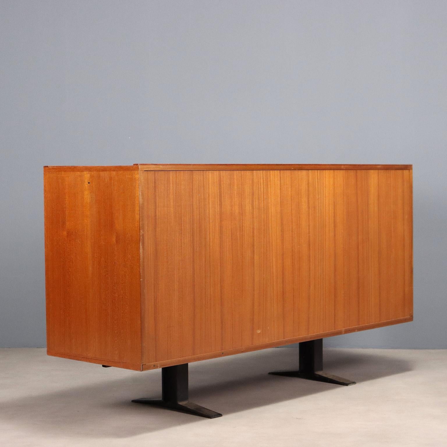 Aparador 'SE3' de Osvaldo Borsani para Tecno 1960s-70s en venta 1