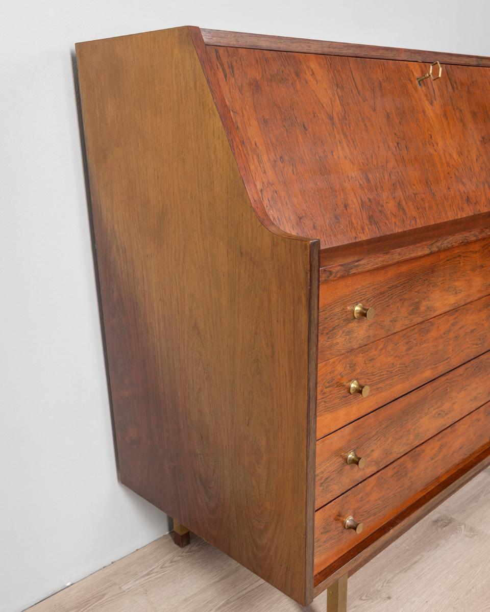 Buffet secret en bois vintage des années 1960, design G.Frattini pour Bernini en vente 5