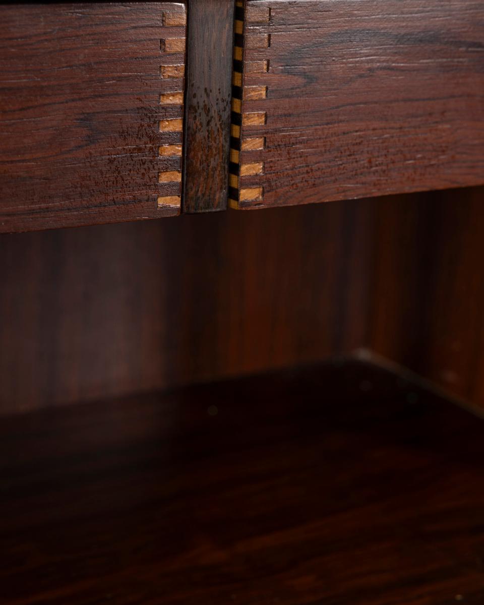 Buffet secret en bois vintage des années 1960, design G.Frattini pour Bernini en vente 2