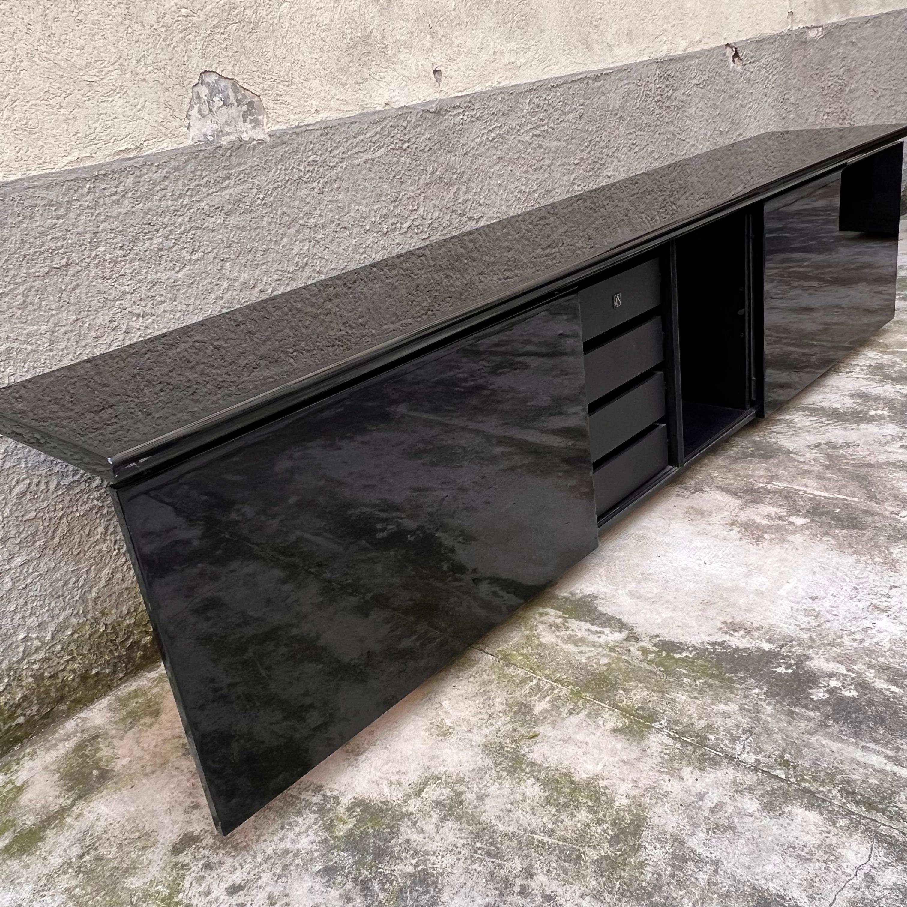 Credenza Sheraton Nera - Di Giotto Stoppino per Acerbis - Italia - Anni '80 in vendita 4