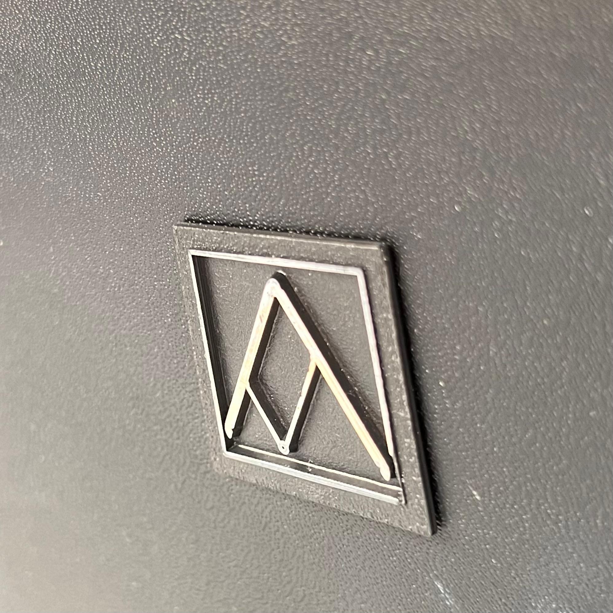 Alluminio Credenza Sheraton Nera - Di Giotto Stoppino per Acerbis - Italia - Anni '80 in vendita