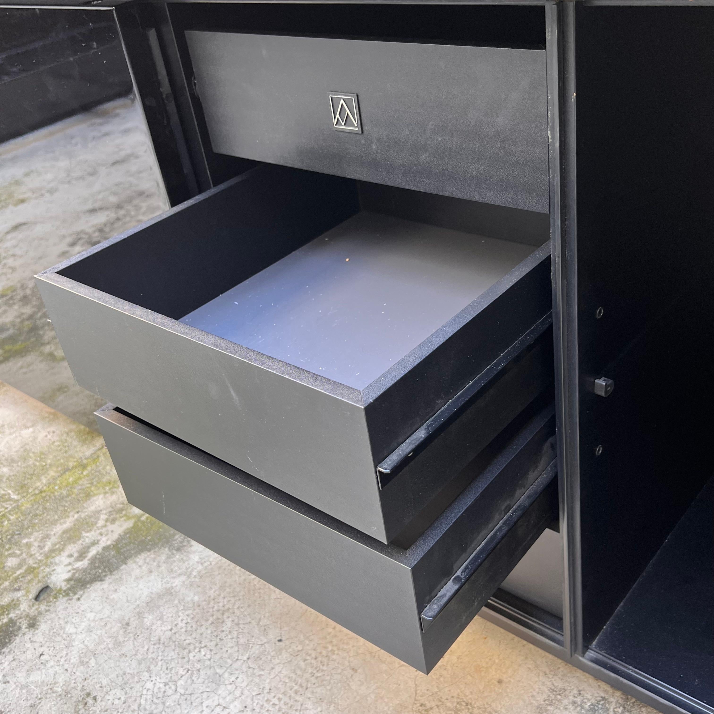 Credenza Sheraton Nera - Di Giotto Stoppino per Acerbis - Italia - Anni '80 in vendita 2