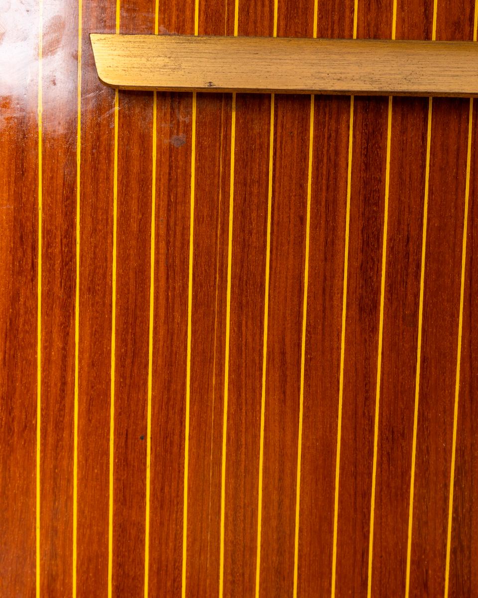 Credenza sideboard vintage anni 50 in legno e ottone design Italiano 3