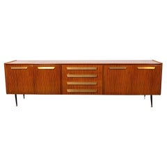 Sideboard aus Holz und Messing aus den 1950er Jahren Italienisches Design