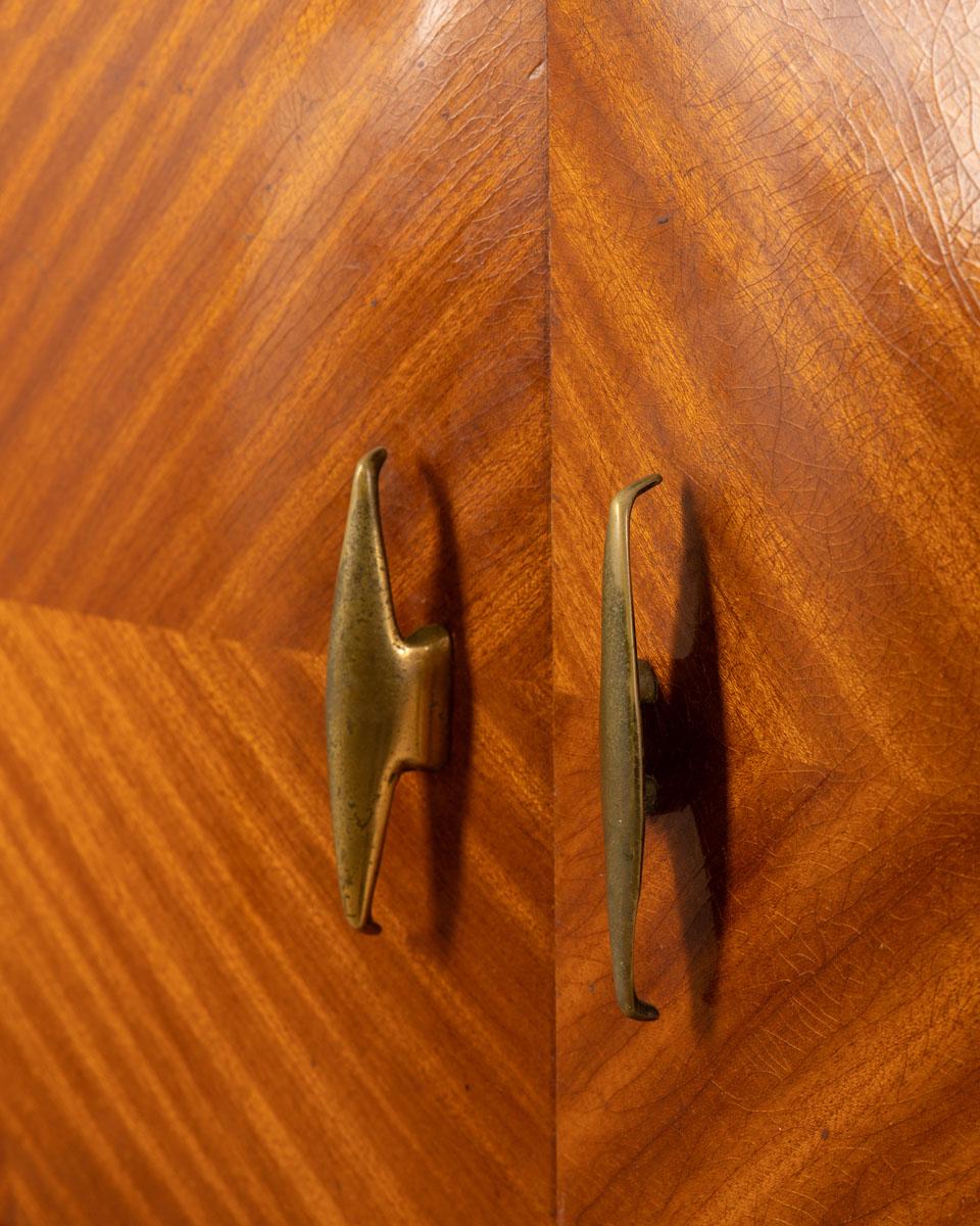 Mid-20th Century Credenza Sideboard vintage anni 50 in legno e vetro design Italiano