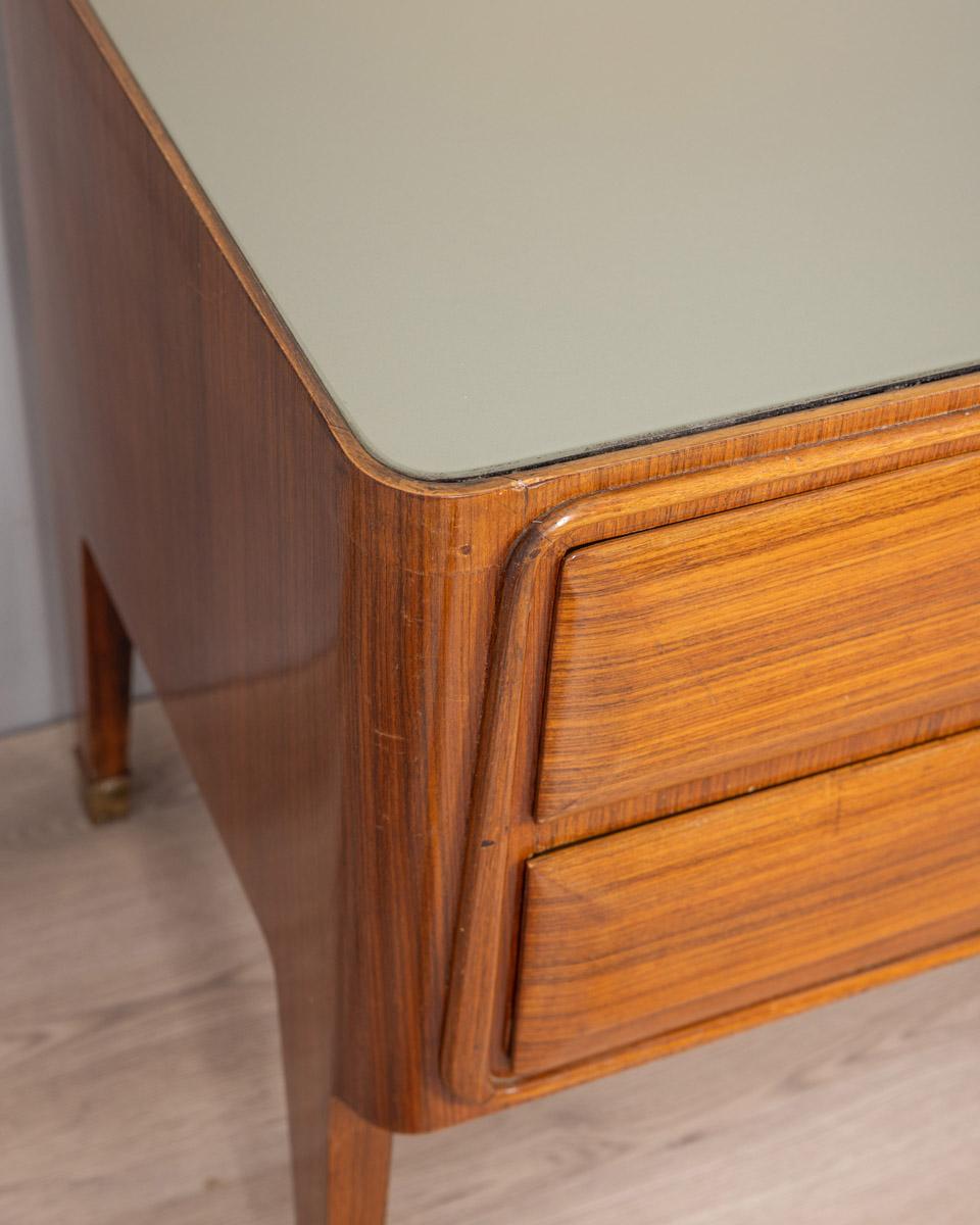 Vintage 1950s sideboard sideboard in brass wood and glass Italian design In Good Condition For Sale In None, IT
