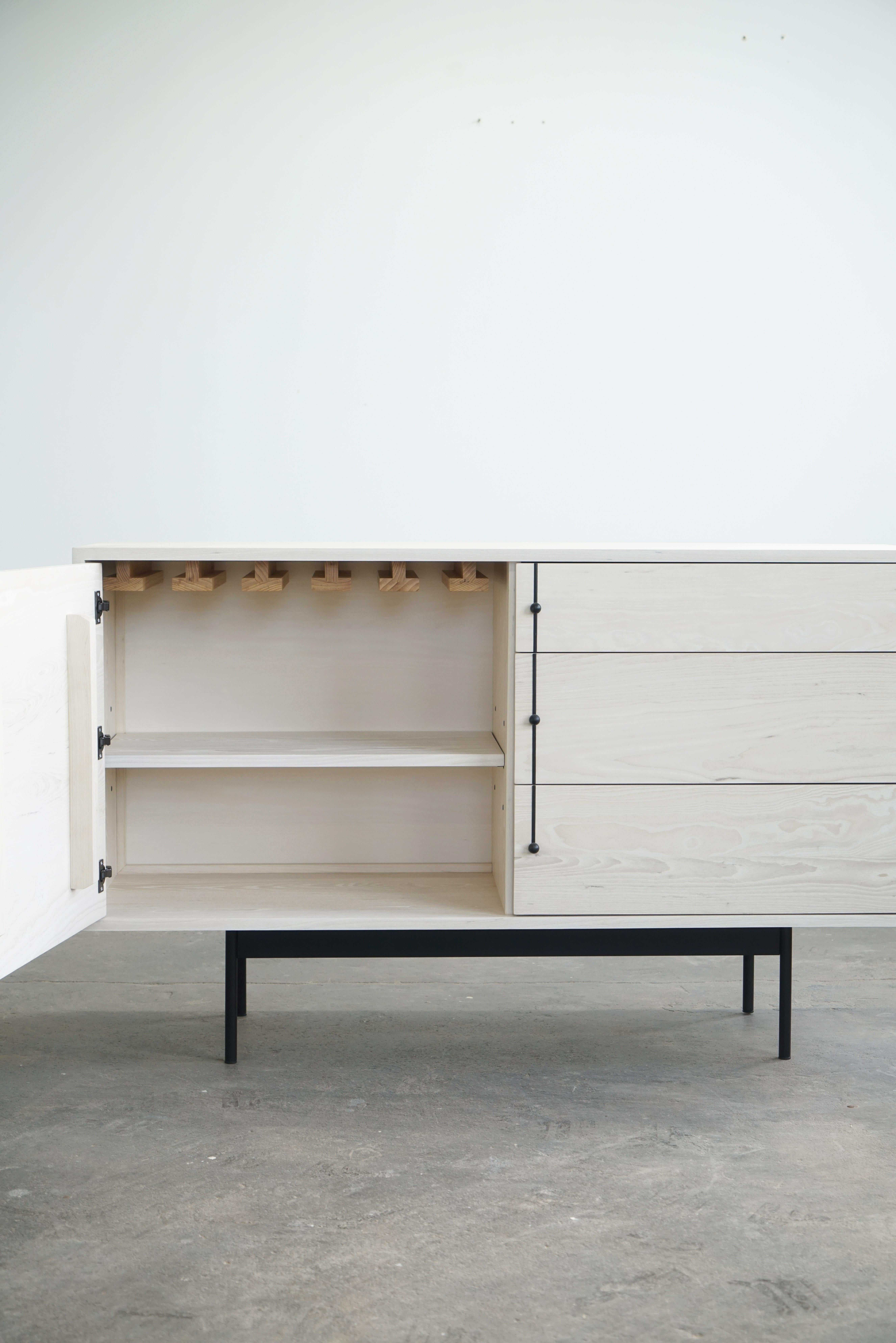 Américain Meuble de rangement « Redenza Three Dry Bar » de Last Workshop en frêne blanchi en vente