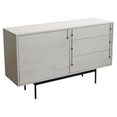 „Credenza Three Dry Bar“-Schrank von Last Workshop aus gebleichter Esche