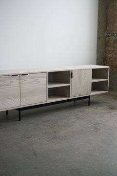 "Credenza Dos" en Fresno de Last Workshop, 2022