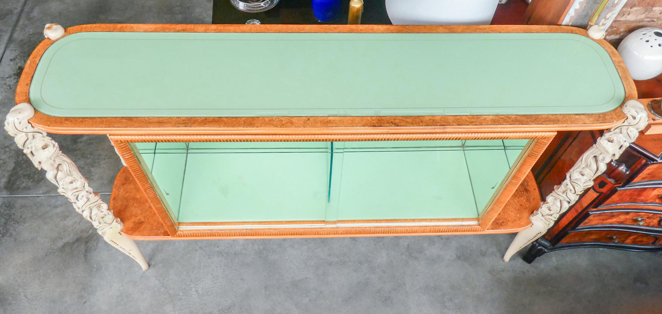 Buffet, vitrine LA PERMANENTE MOBILI CANTÙ, pieds en bois sculpté. 1940s en vente 8