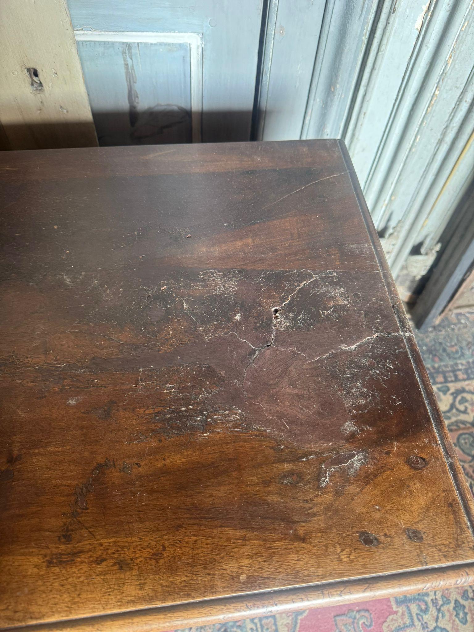 Credenze, Credenza, mobile in legno a due ante e due cassetti, Italia in vendita 2